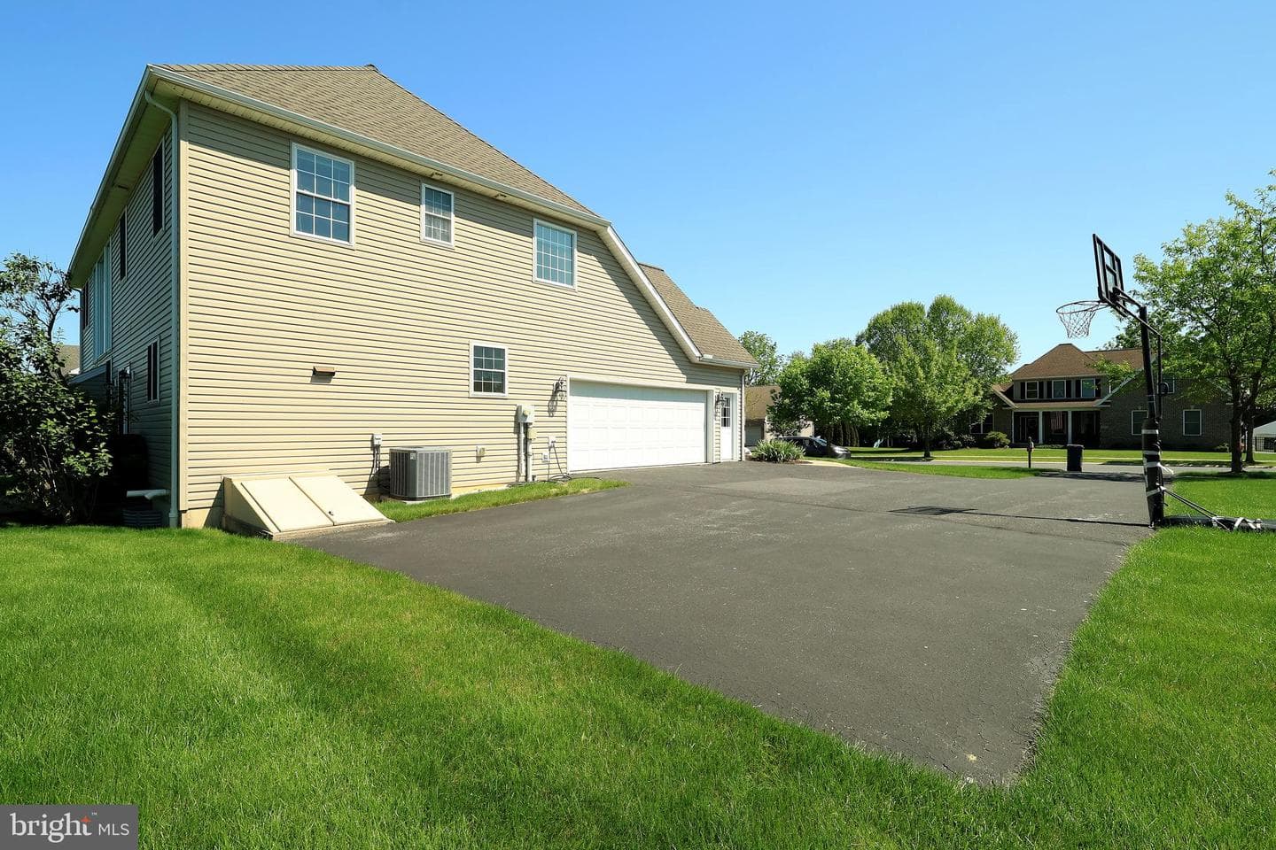 1252 Barnstable Lane photo 65