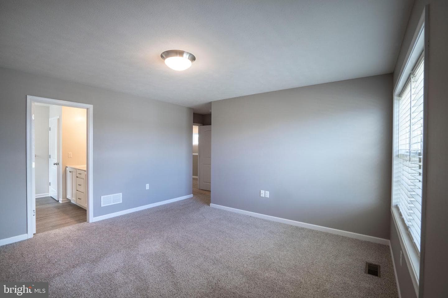 121 Caymus Drive photo 30