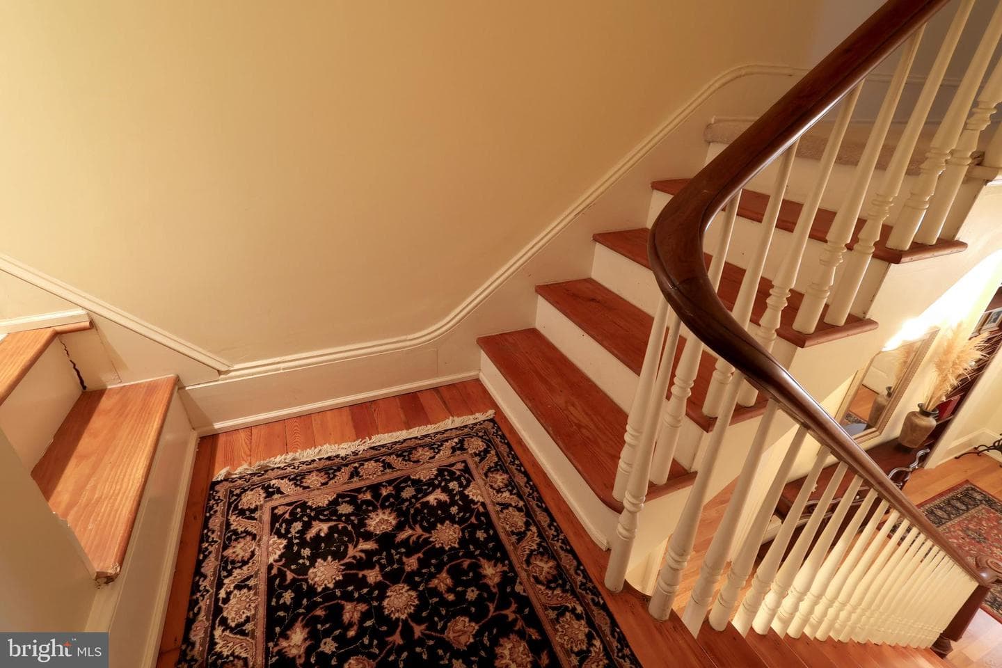 153 E Linn Street photo 52