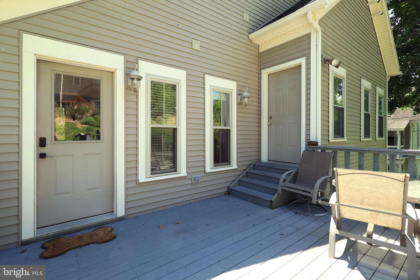 153 E Linn Street photo 75