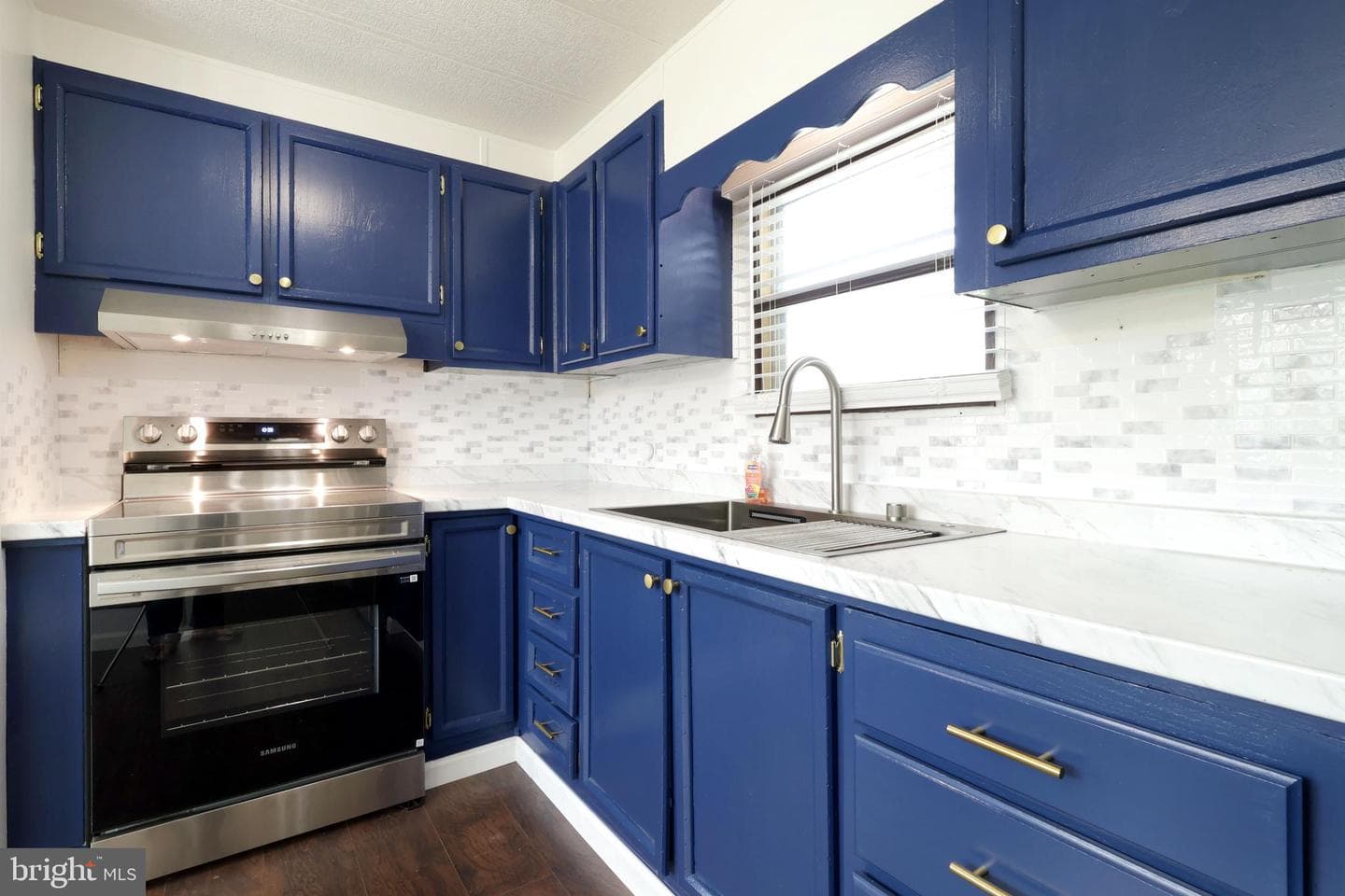 94 Birch Street photo 16