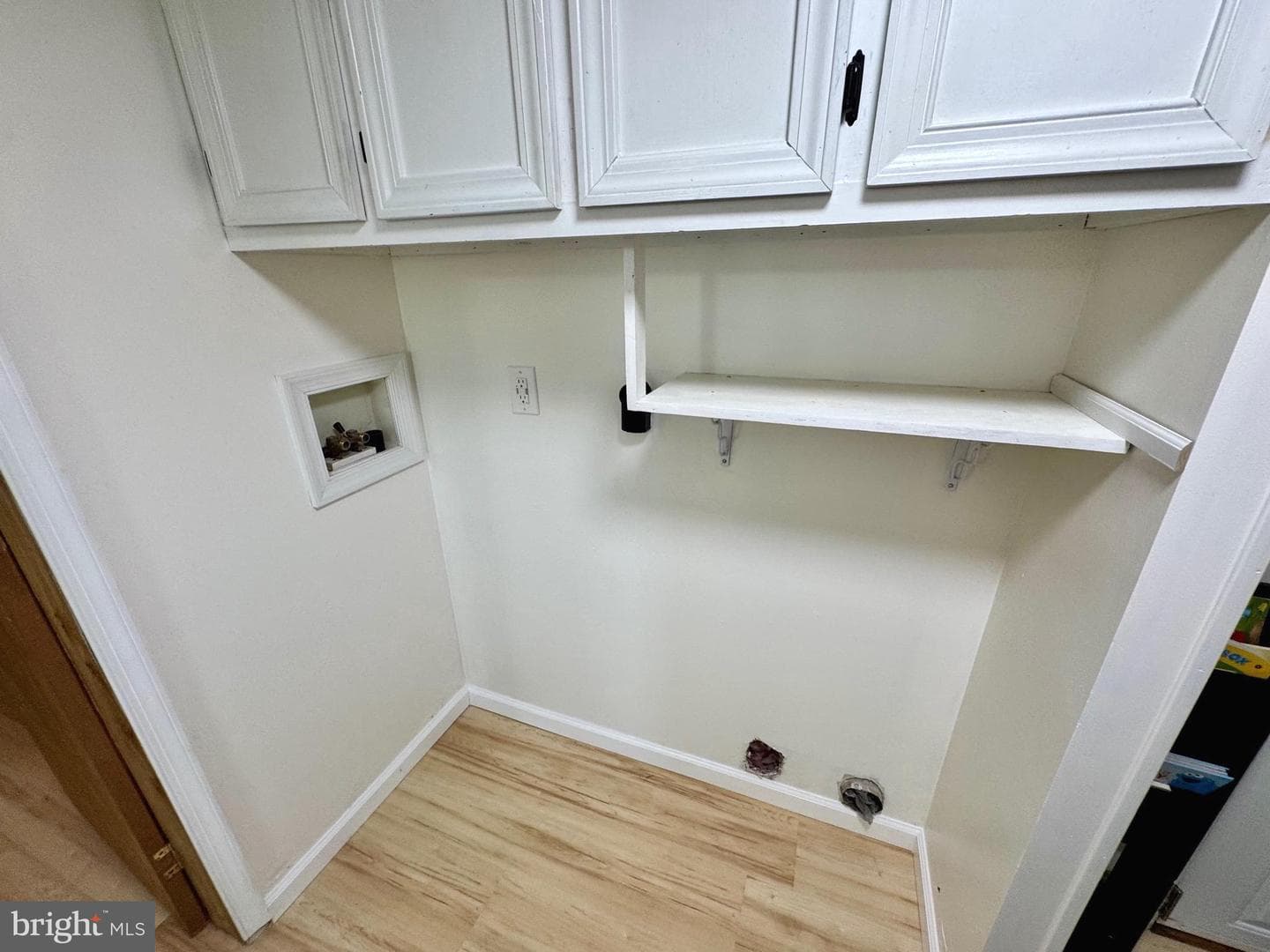 256 Hickory Street photo 33