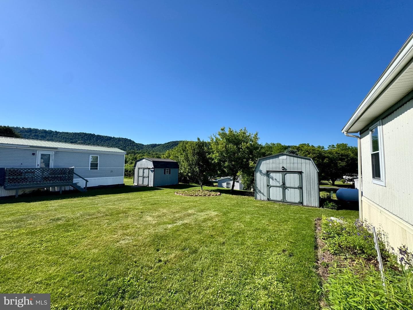 256 Hickory Street photo 52