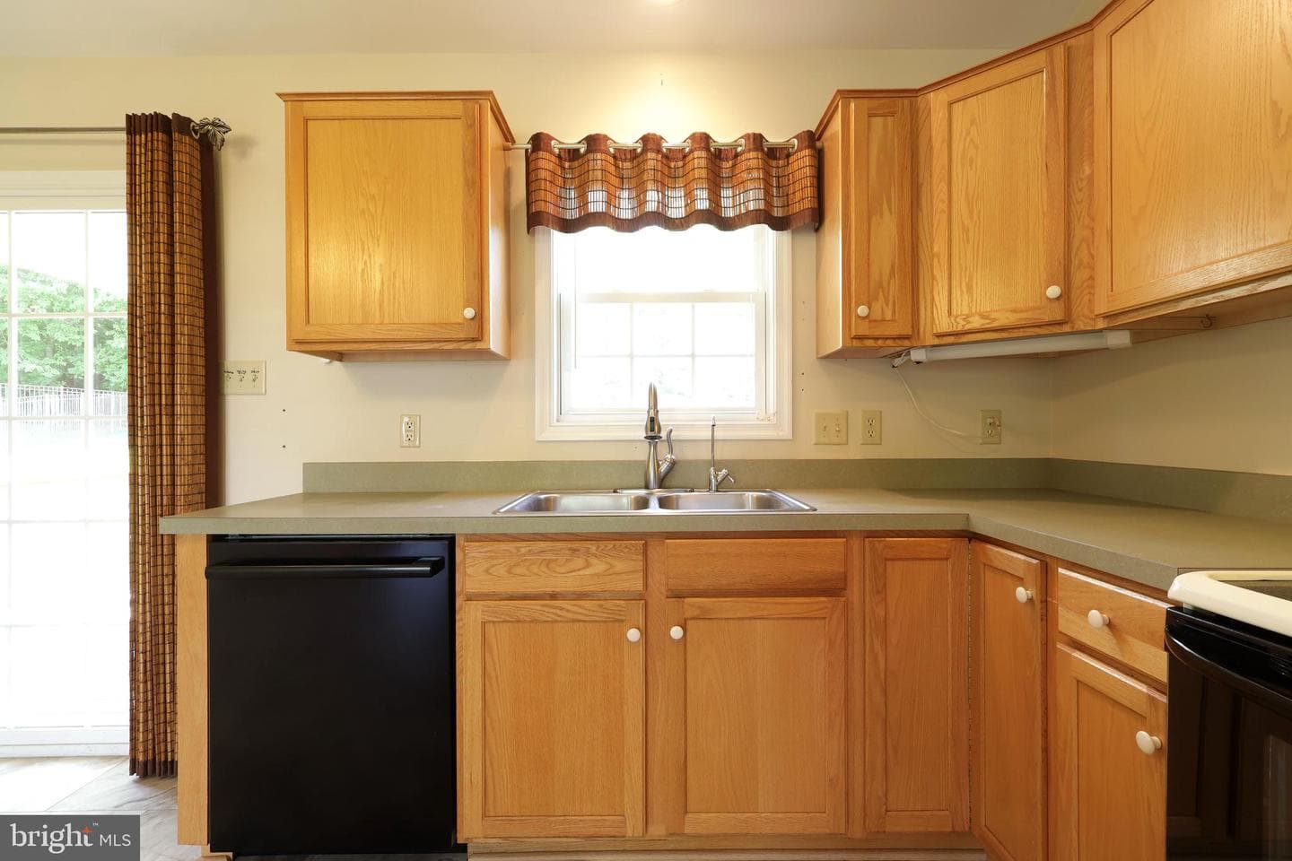 153 Arbor Bluff Drive photo 14
