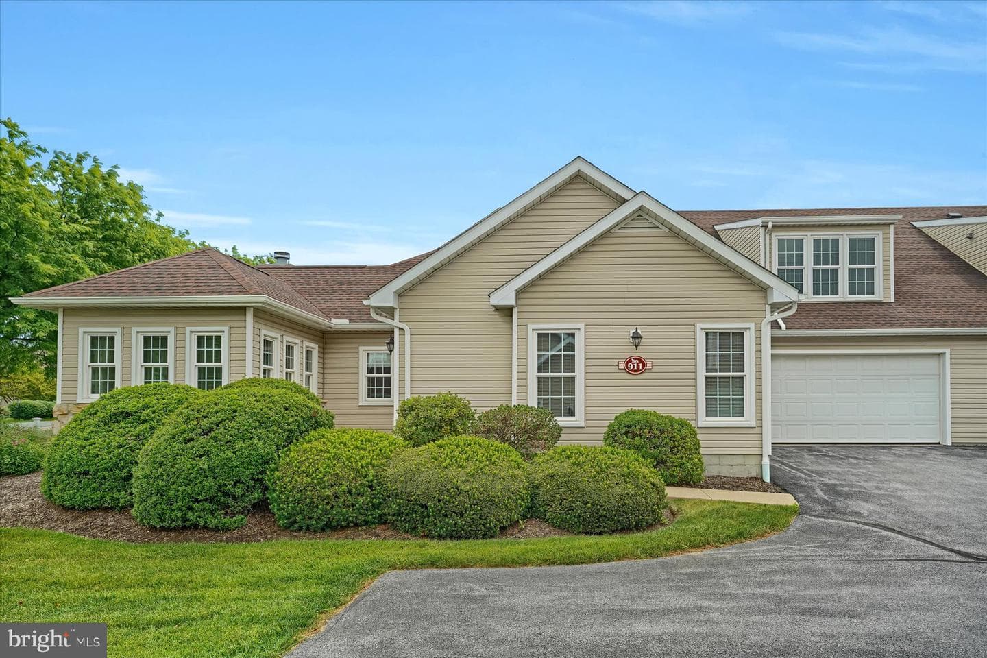 3301 Shellers Bend #911