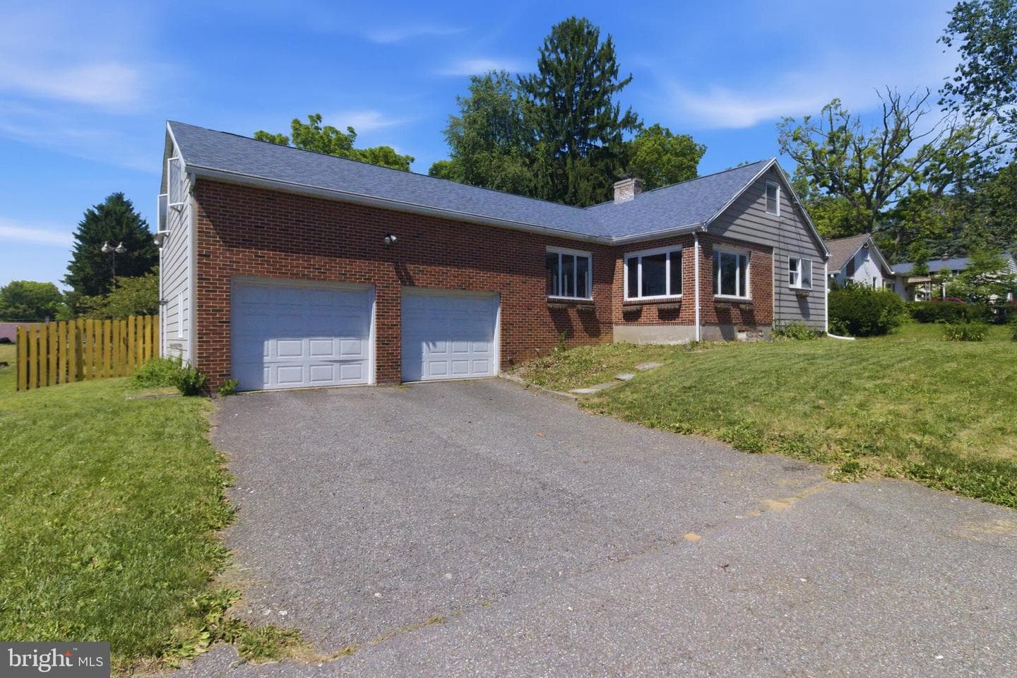 1816 Waddle Road photo 1