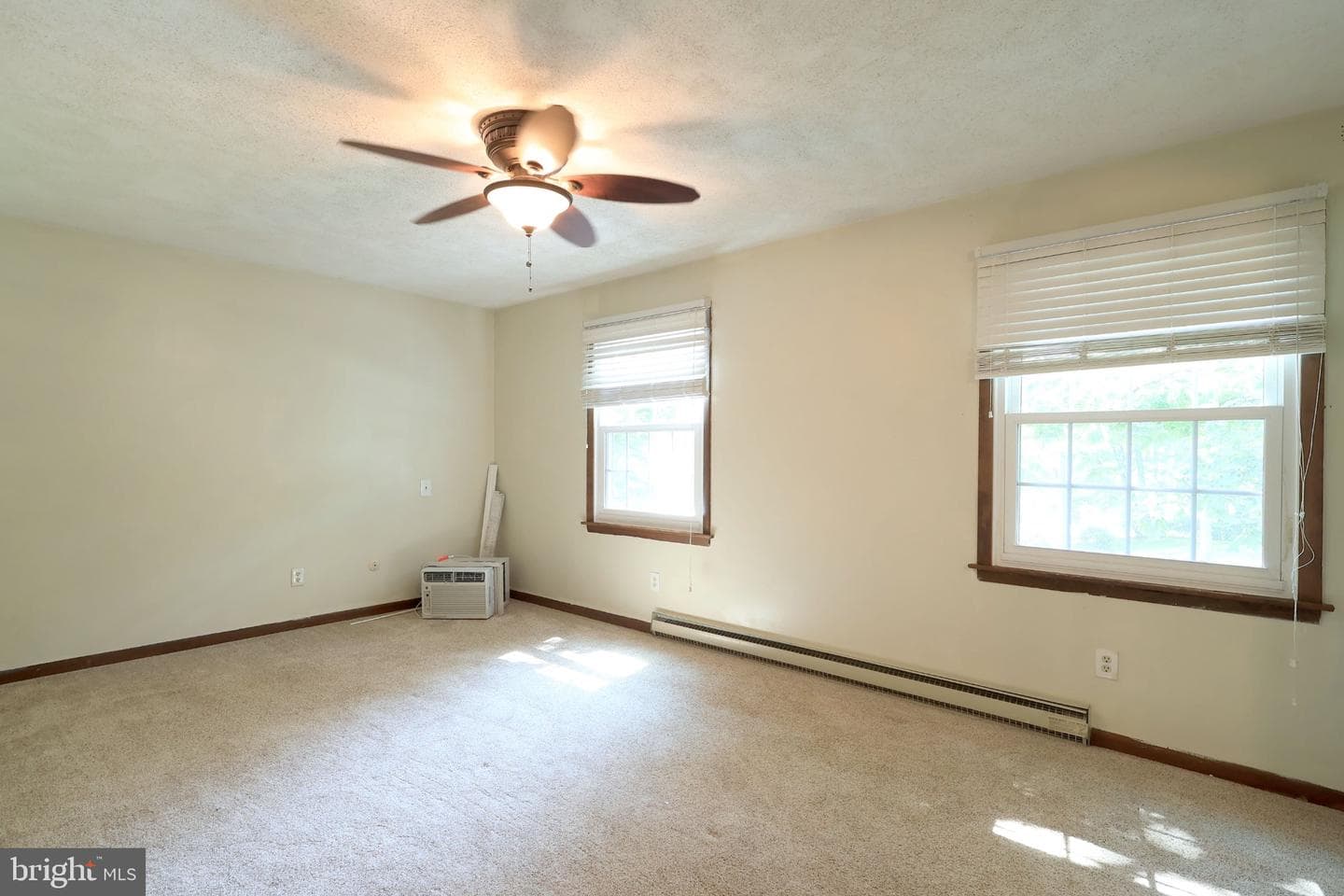 593 Devonshire Drive photo 29