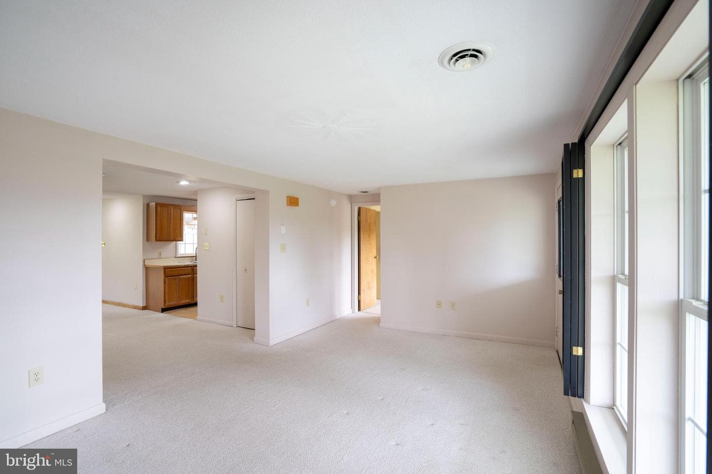2191 Valley View Road photo 5