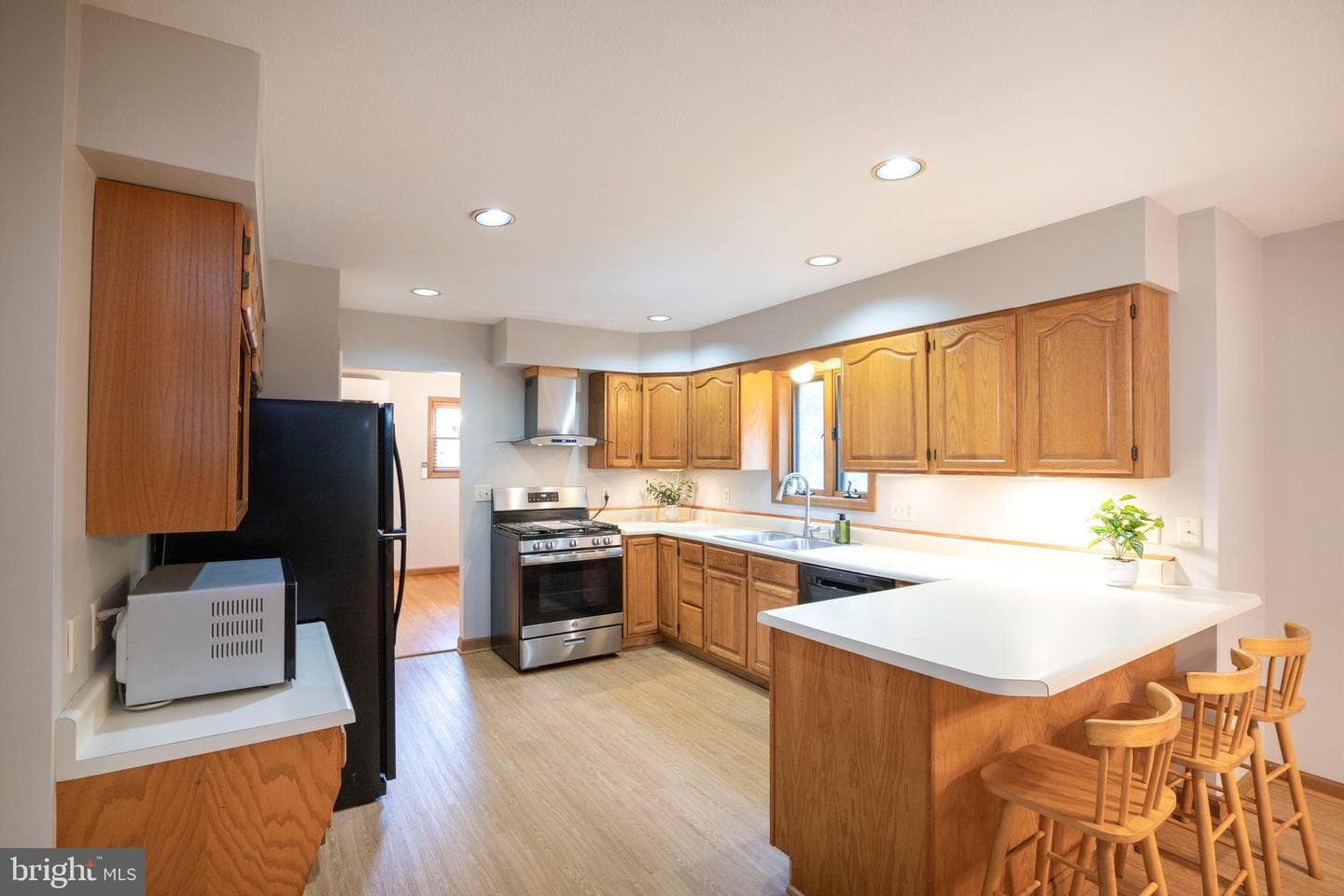 655 Berkshire Drive photo 23