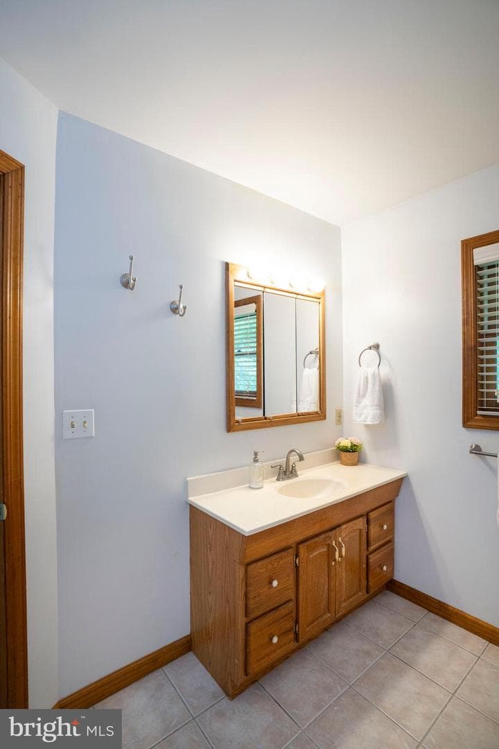 655 Berkshire Drive photo 36