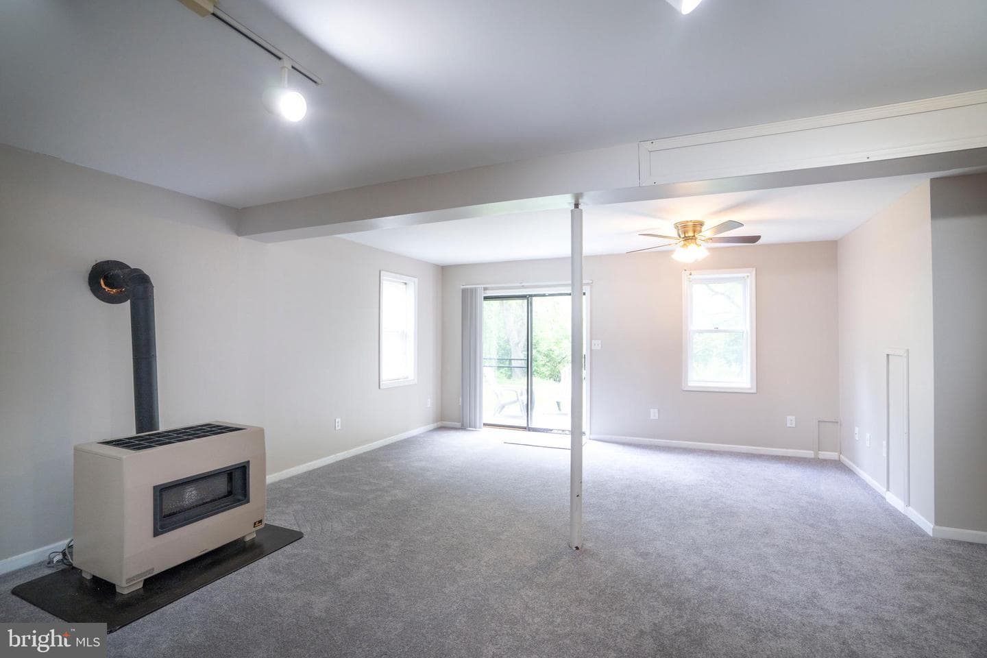 655 Berkshire Drive photo 50