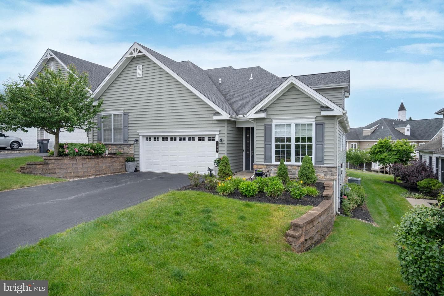 109 Settlers Way