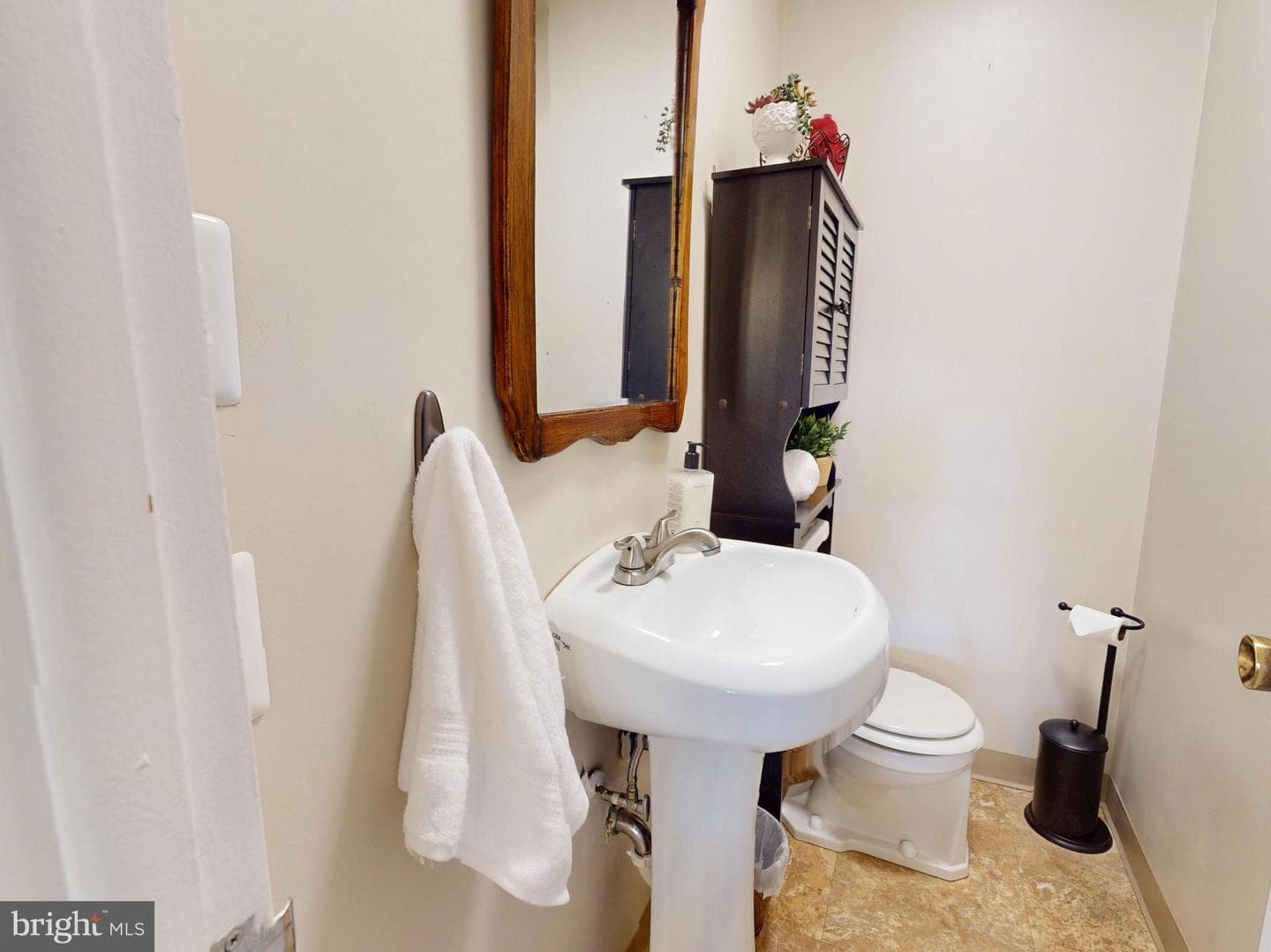 1006 Kay Street photo 11