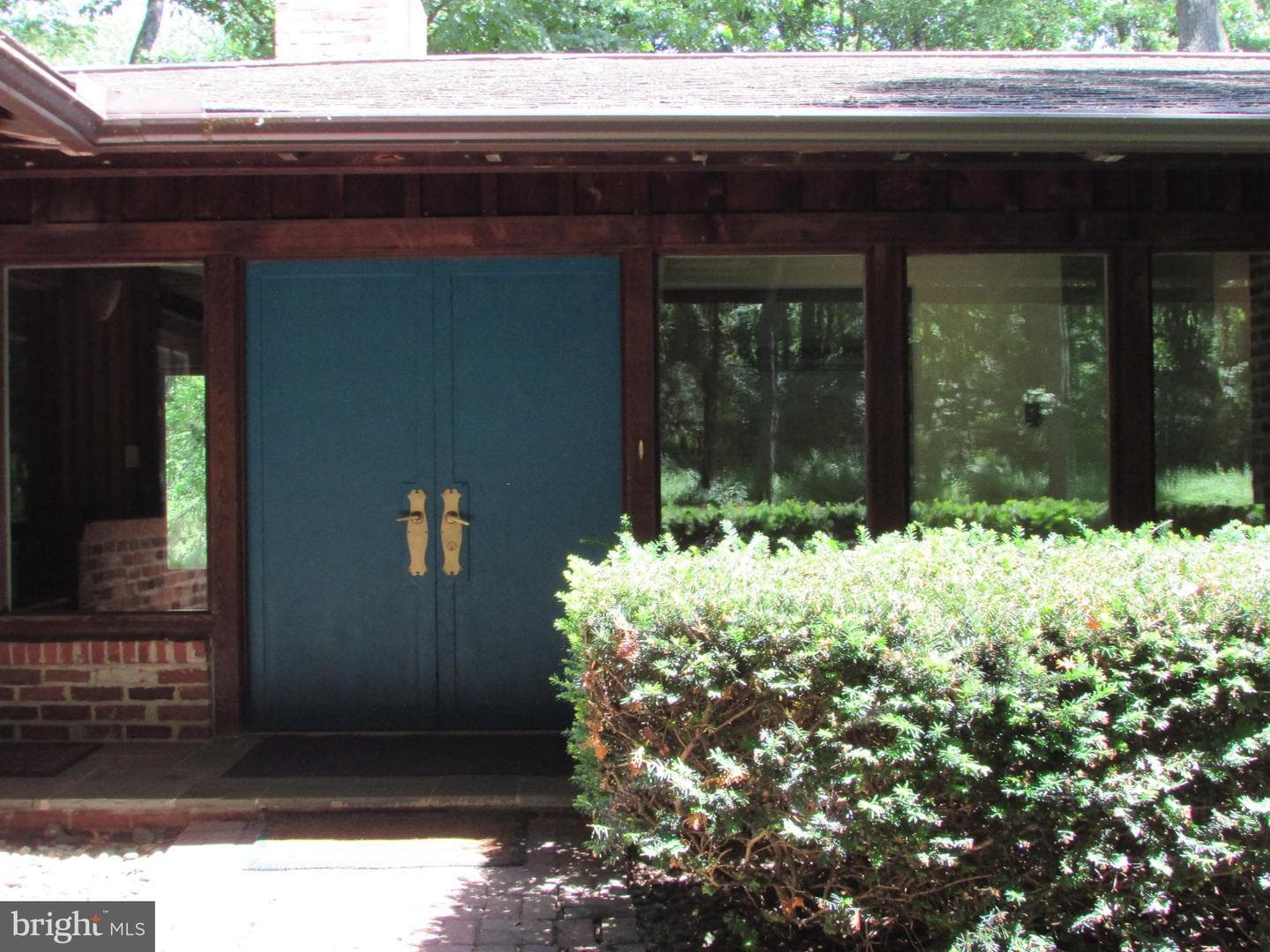 200 Tall Oaks Drive photo 11