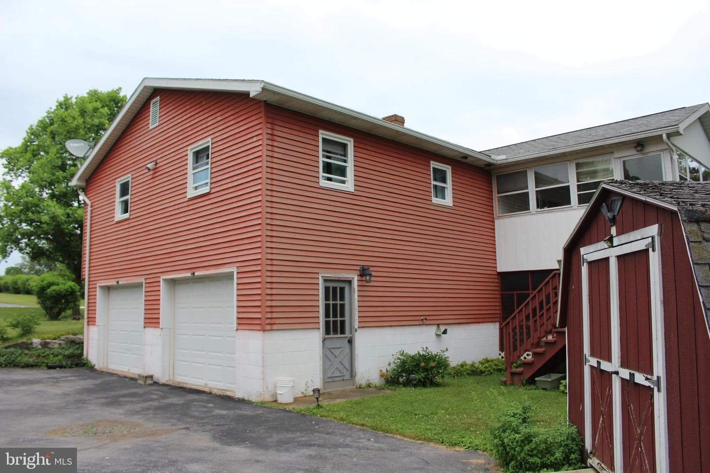 1219 Blue Spruce Drive photo 4