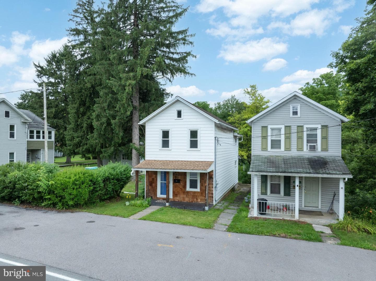 739 N Allegheny Street photo 3