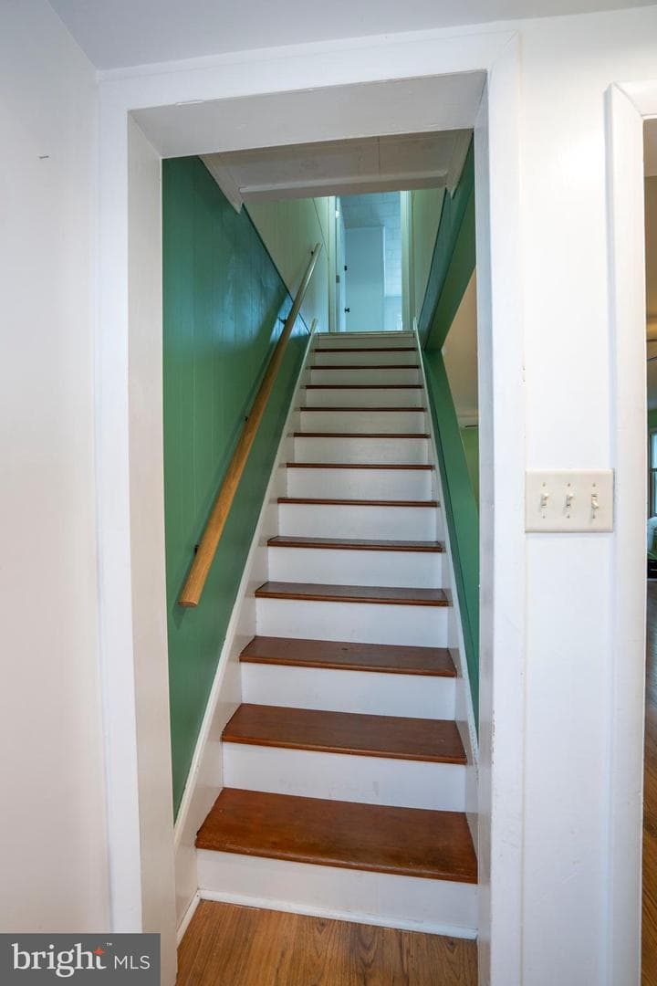 739 N Allegheny Street photo 37