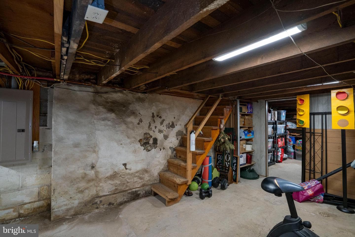739 N Allegheny Street photo 50