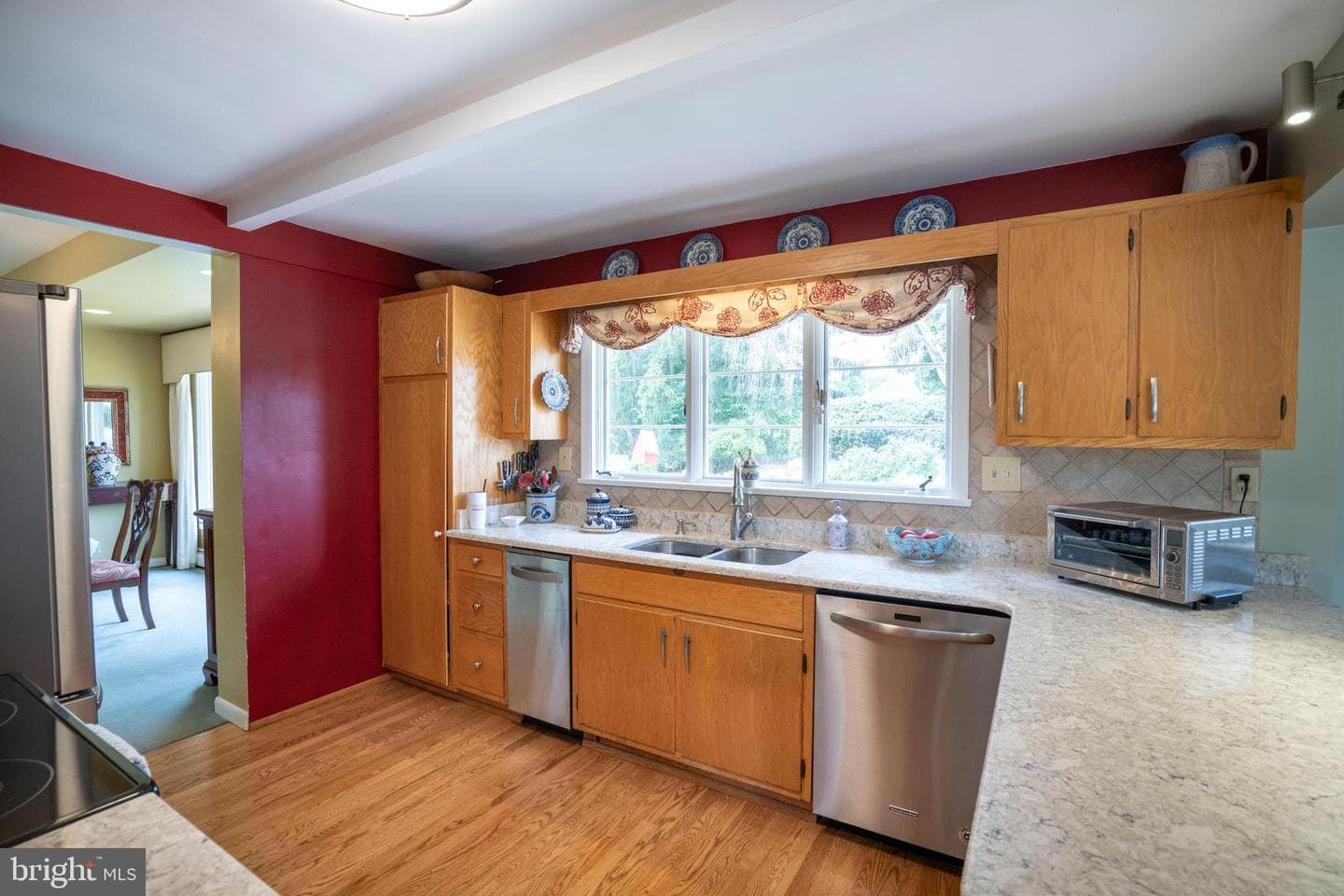 629 Beaumont Drive photo 18