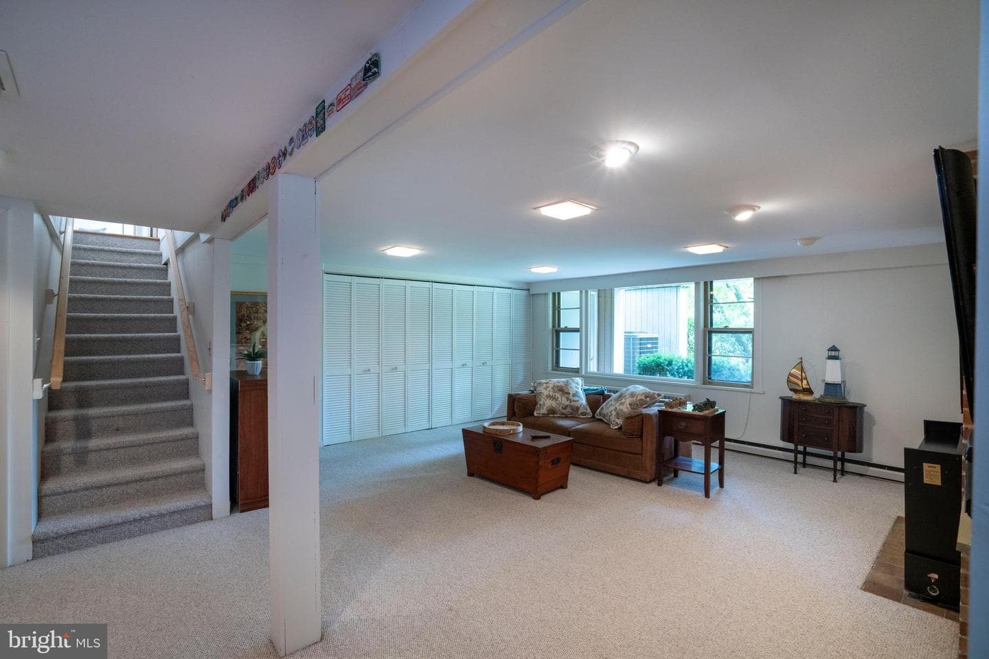 629 Beaumont Drive photo 37