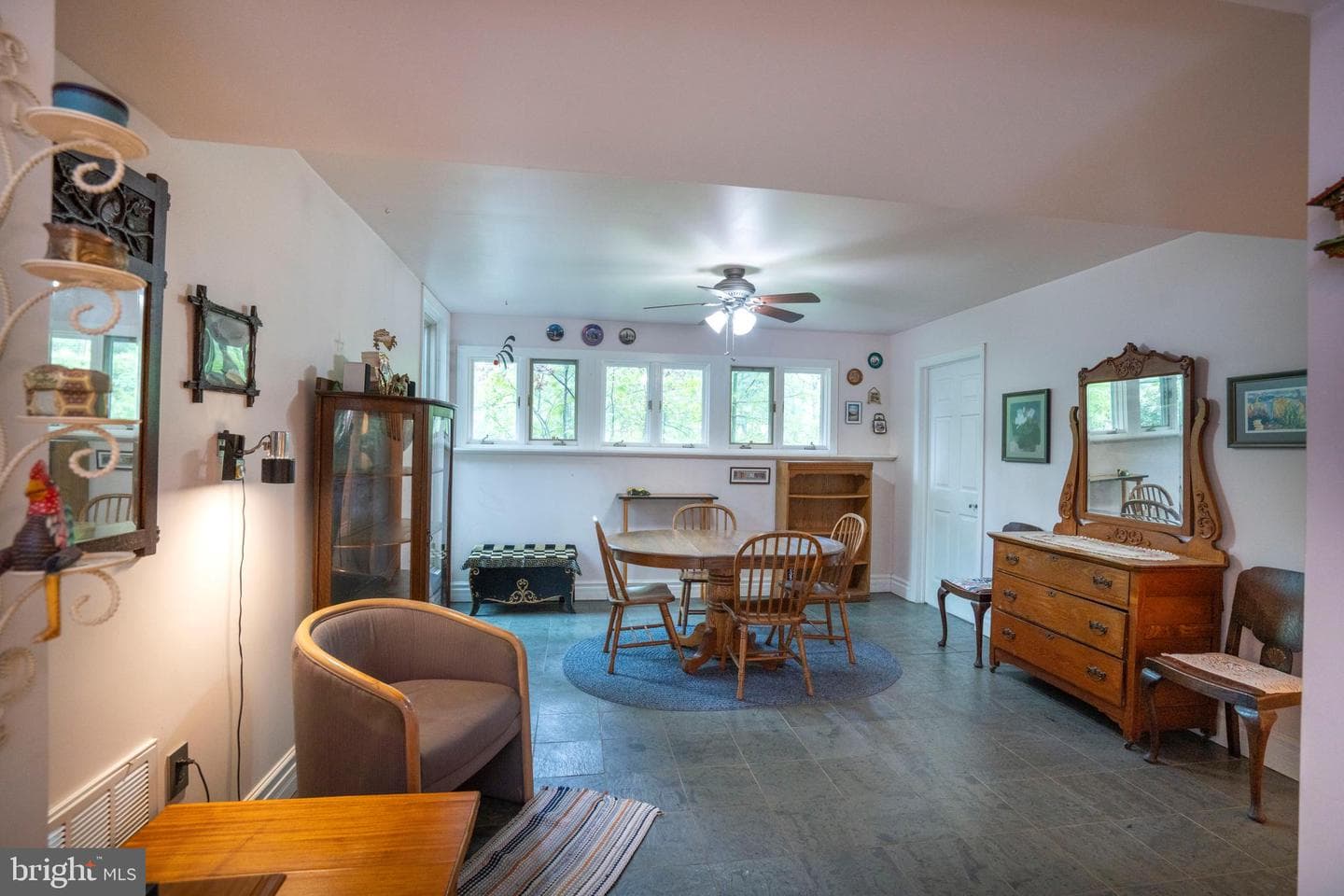 17 Coventry Lane photo 45