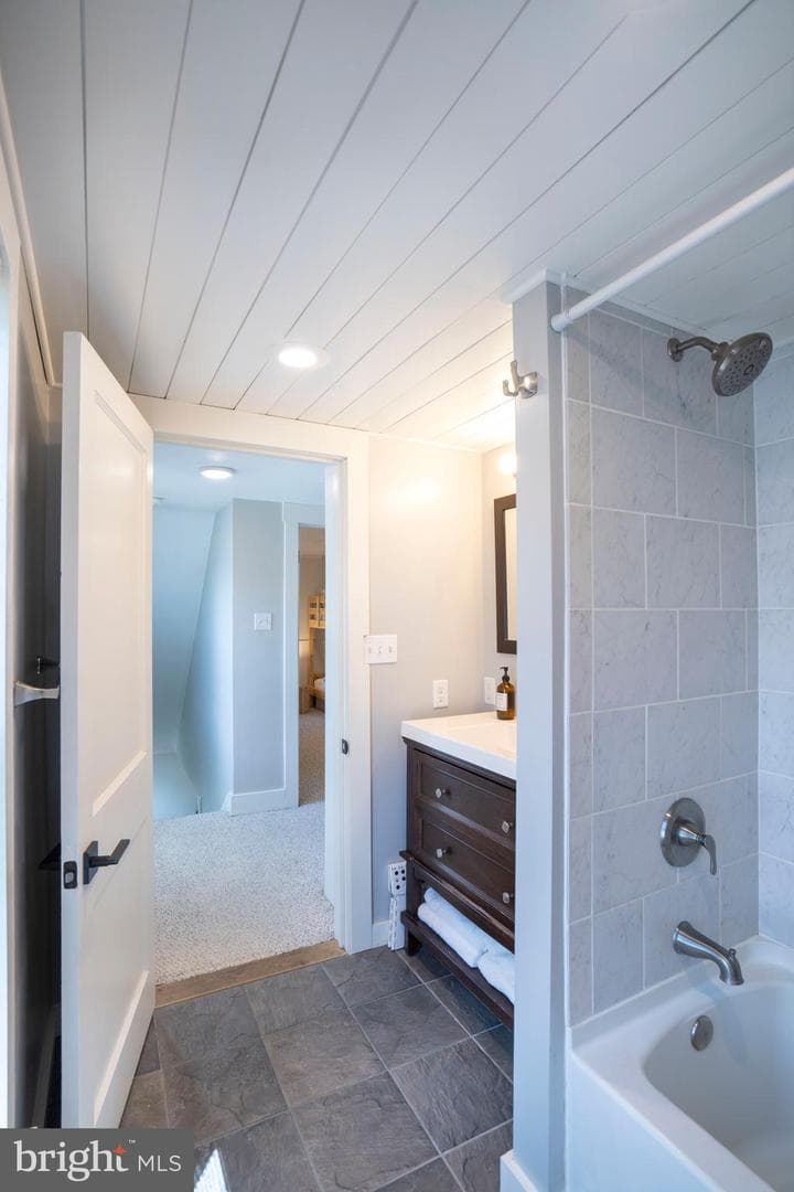149 Cooper Street photo 23