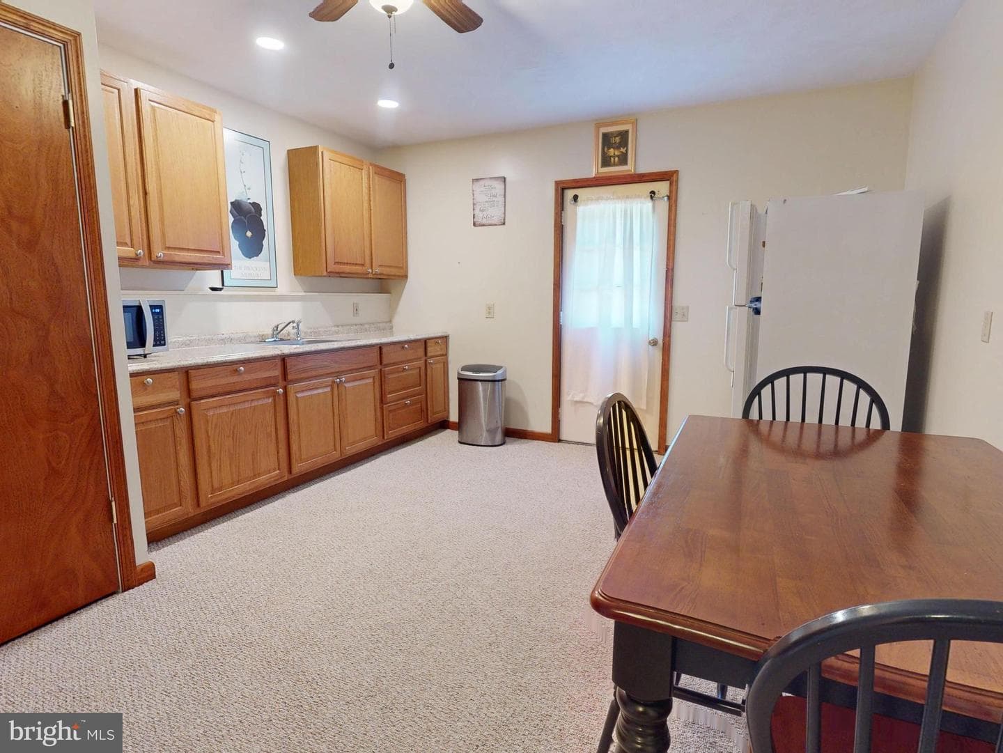 405 Houtz Lane photo 48