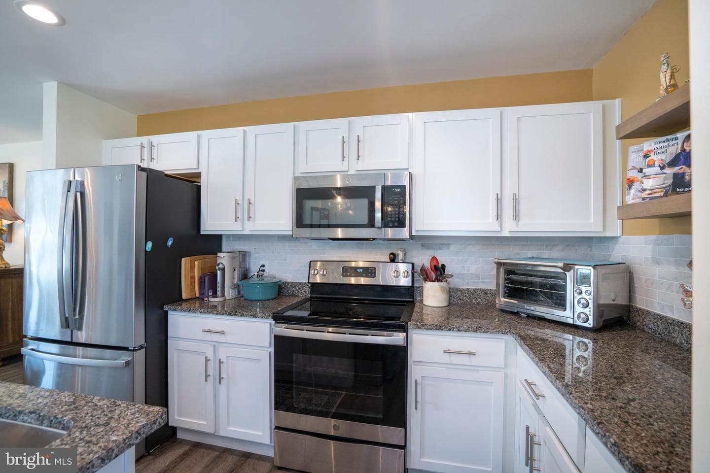 124 Marshall Boulevard photo 20