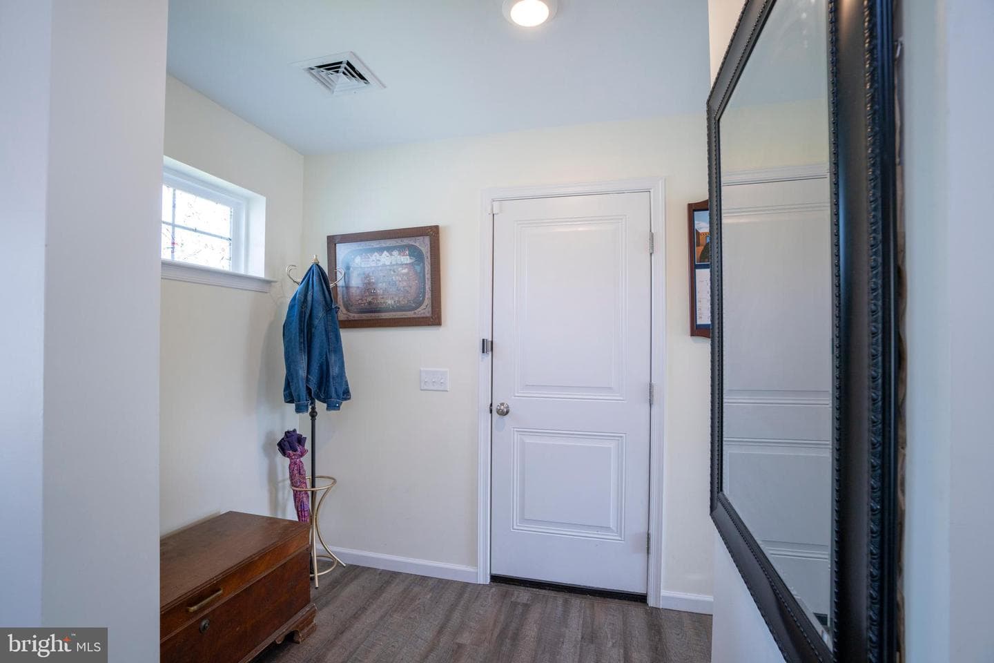 124 Marshall Boulevard photo 24