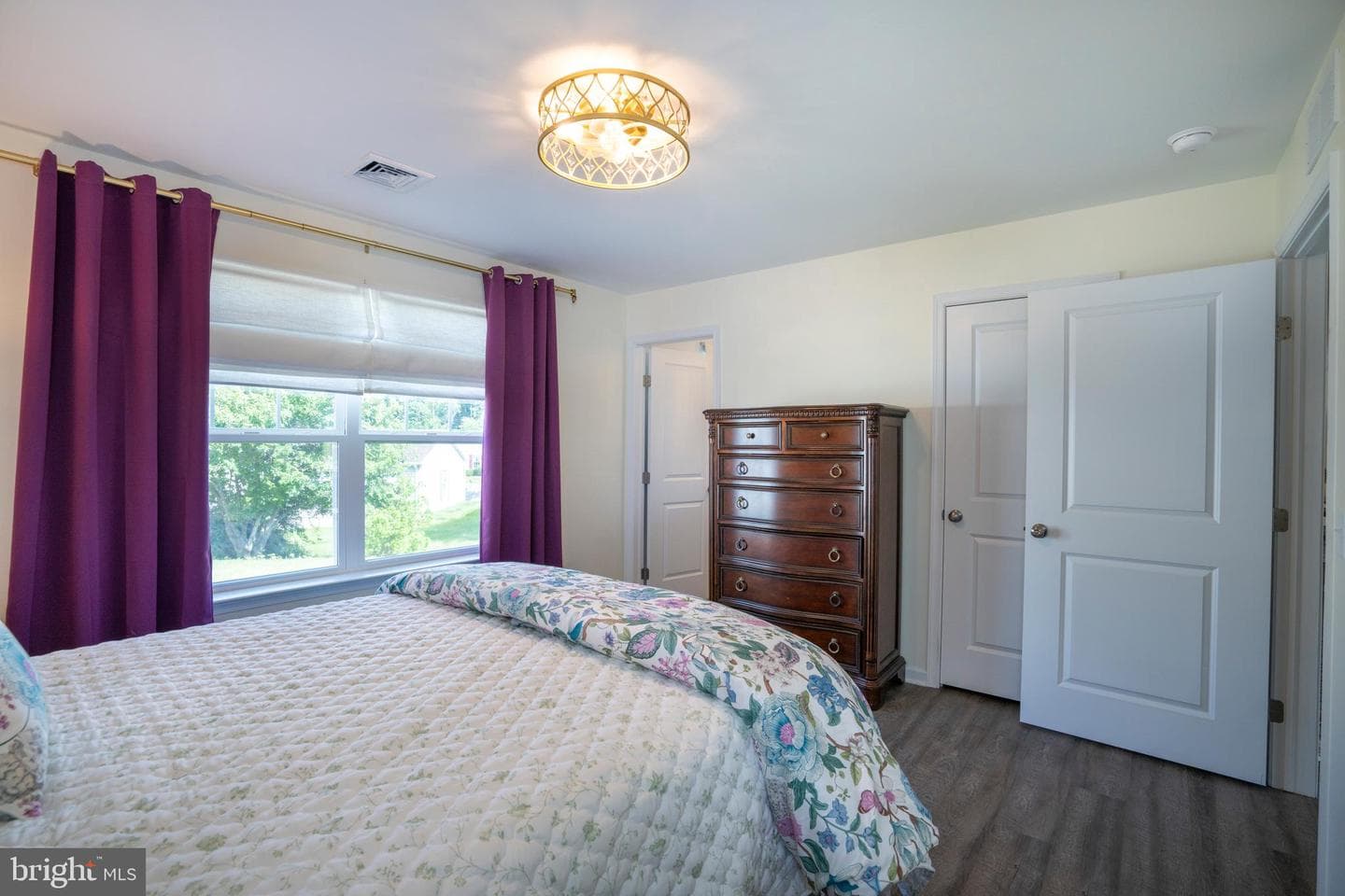 124 Marshall Boulevard photo 29