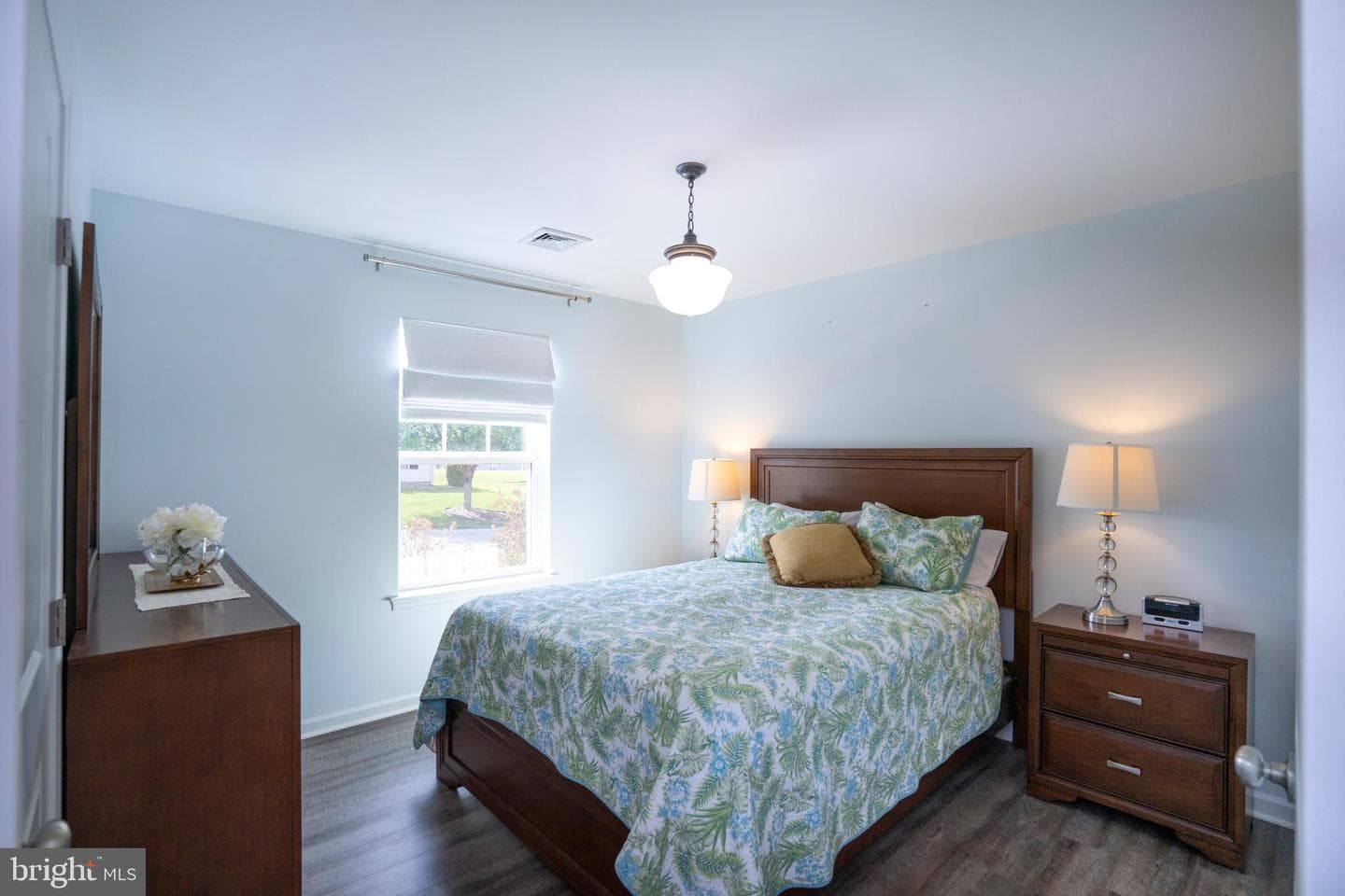 124 Marshall Boulevard photo 34