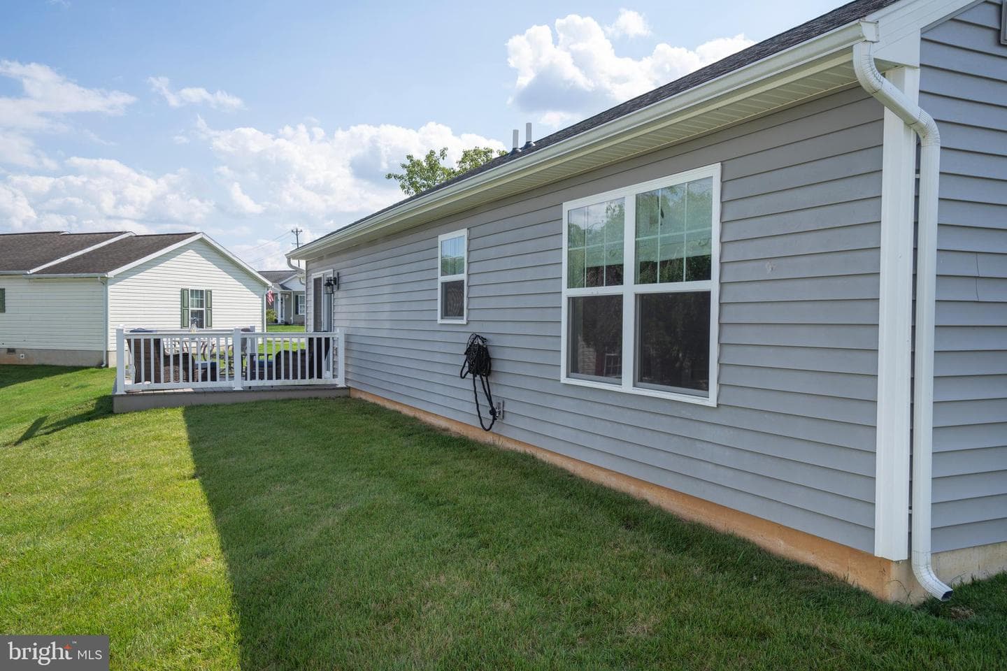 124 Marshall Boulevard photo 4