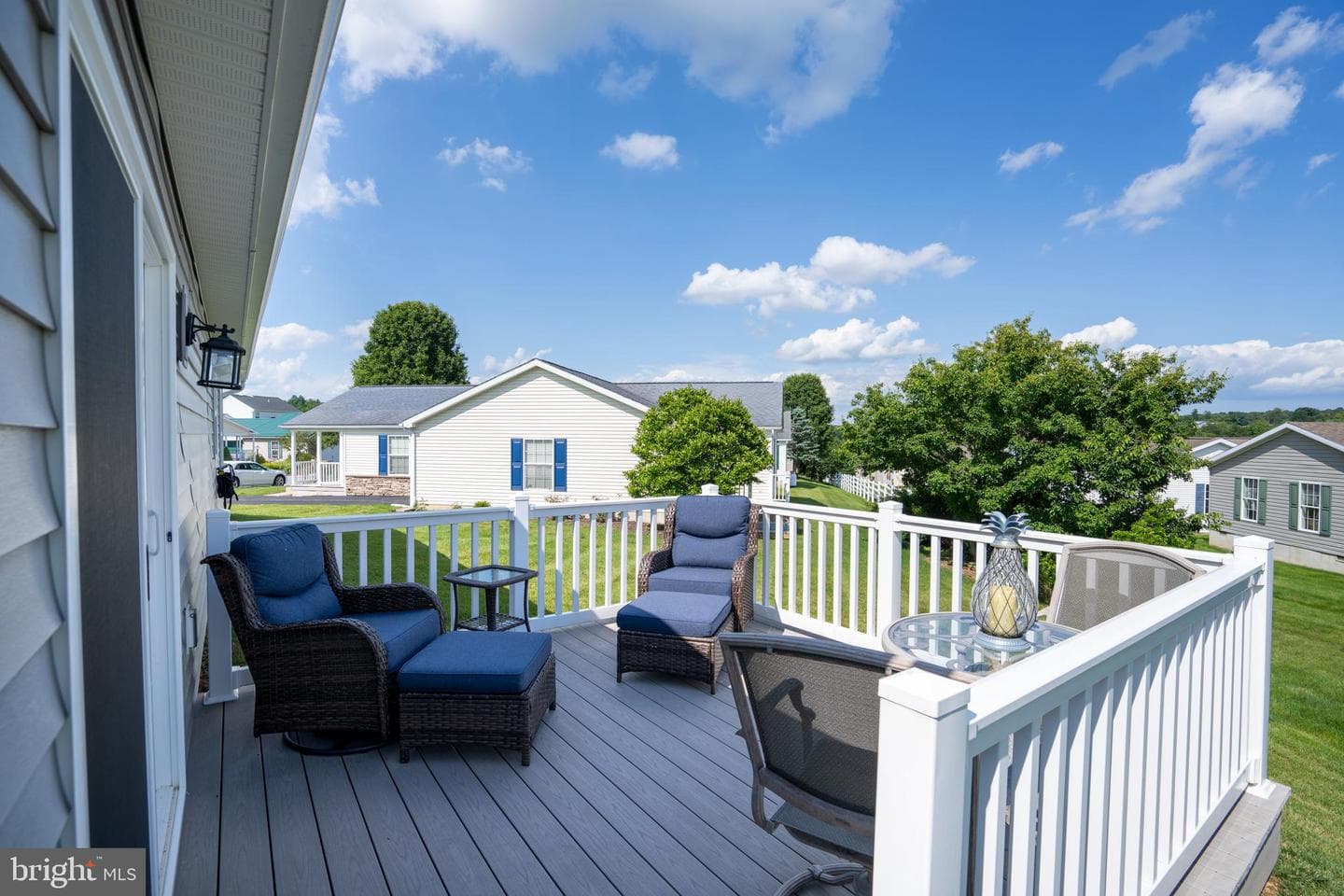 124 Marshall Boulevard photo 6