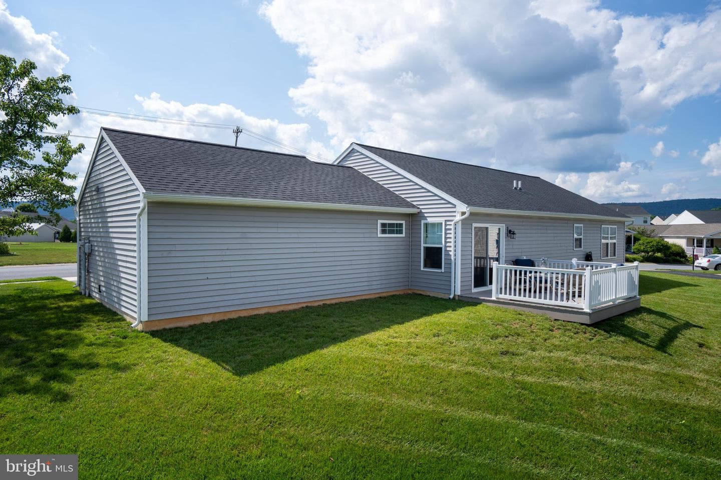 124 Marshall Boulevard photo 8