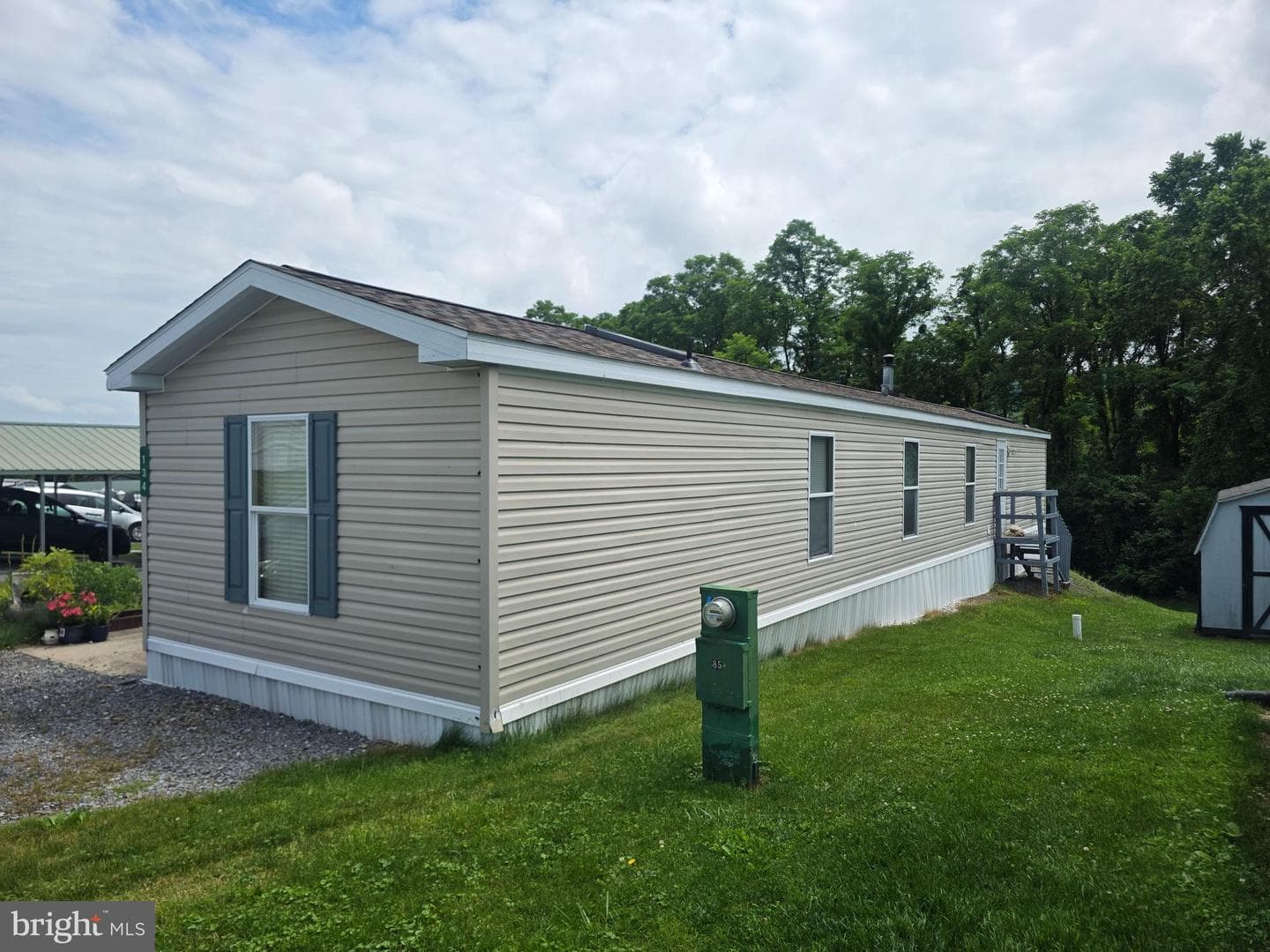 134 Primrose Lane photo 4