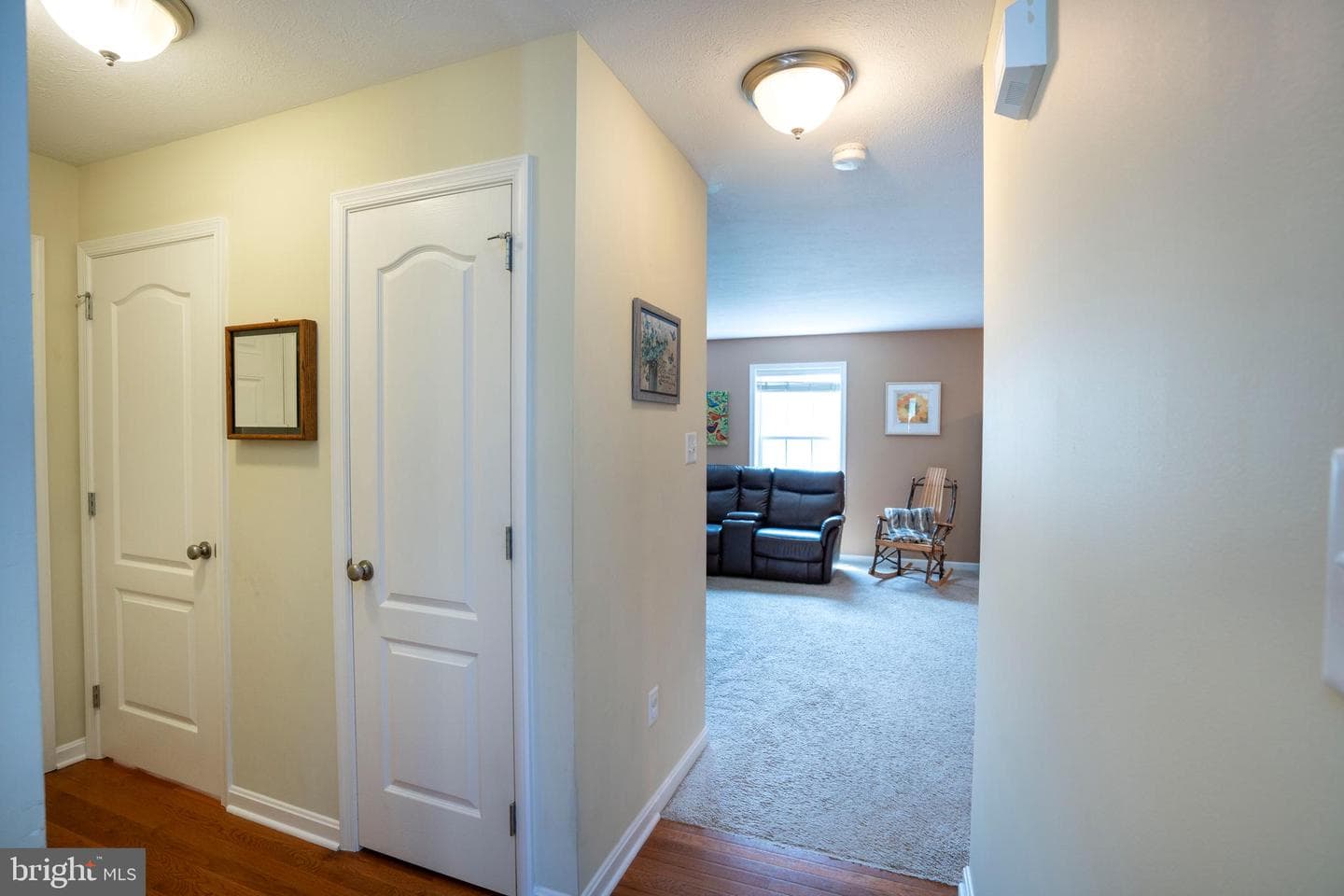 144 Garret Way photo 27