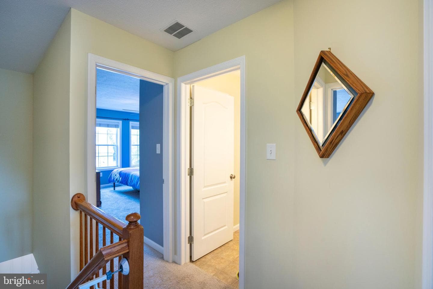 144 Garret Way photo 42