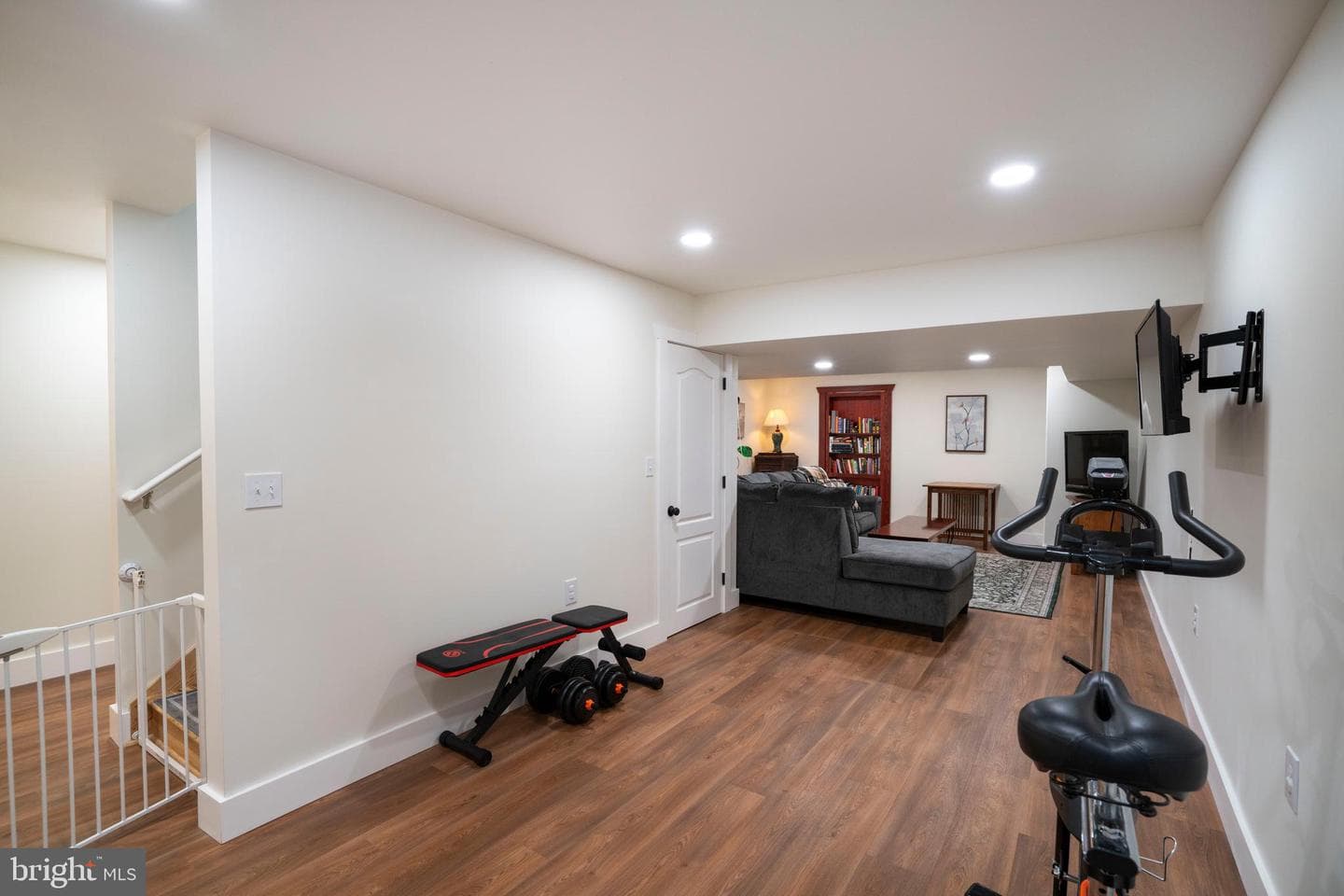 144 Garret Way photo 48