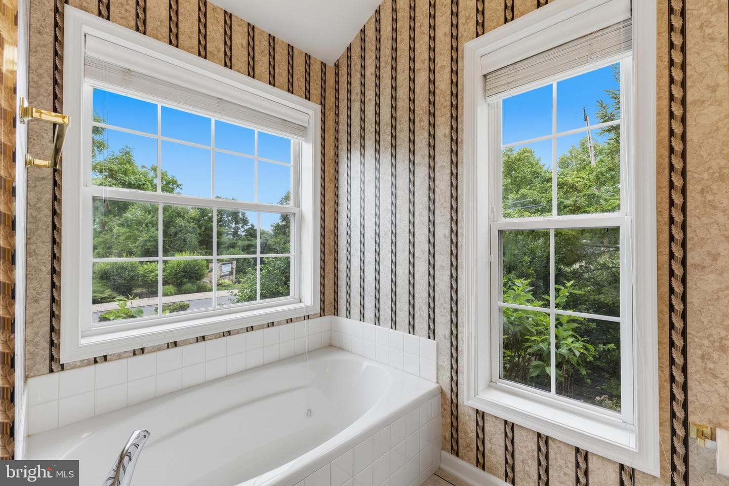 2465 Circleville Road #102 photo 24