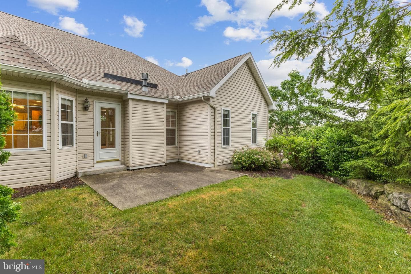 2465 Circleville Road #102 photo 34