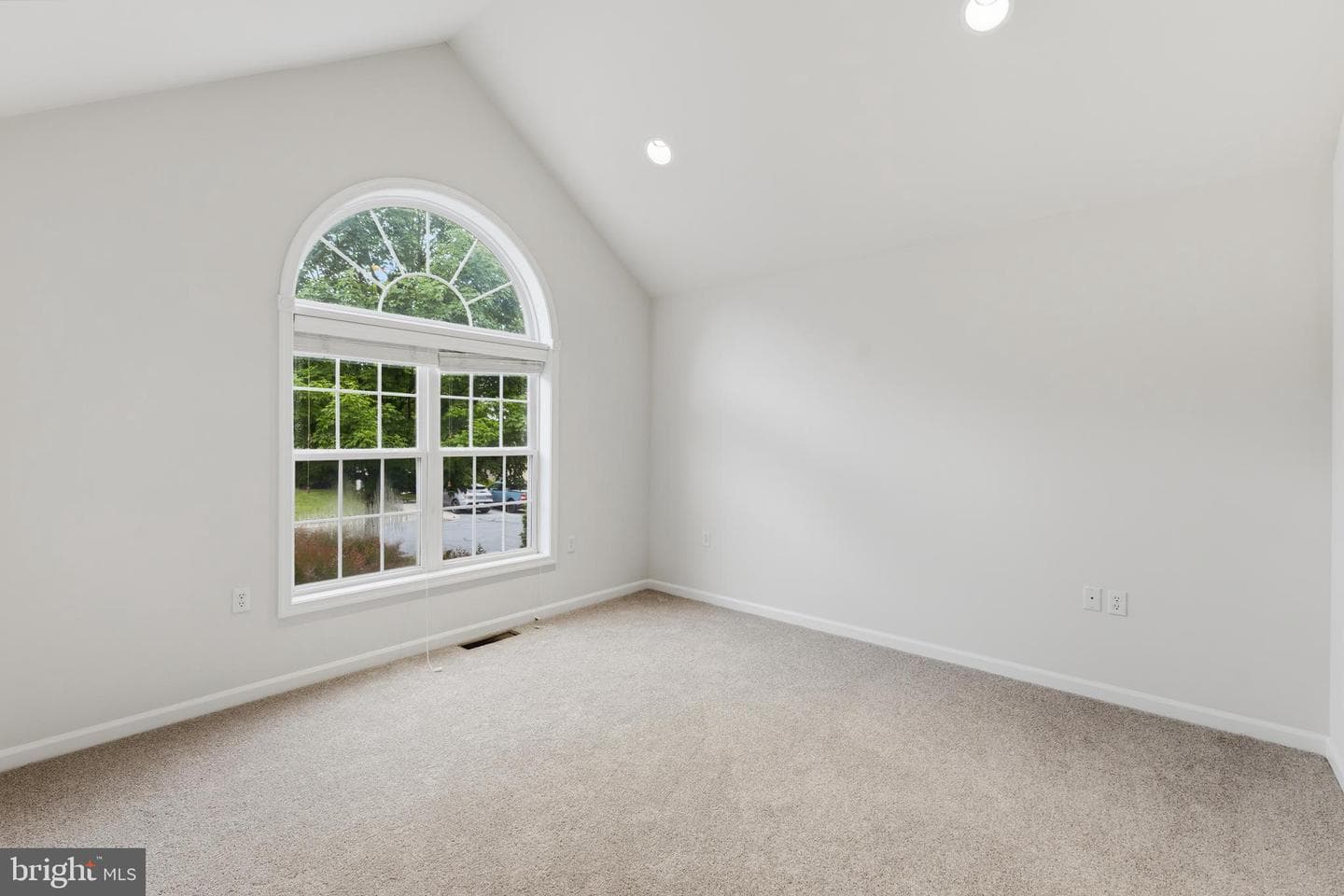 2465 Circleville Road #102 photo 7