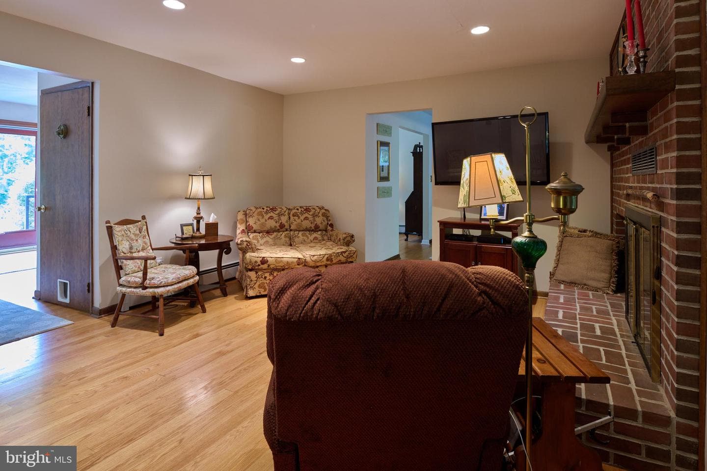 654 Stoneledge Road photo 38