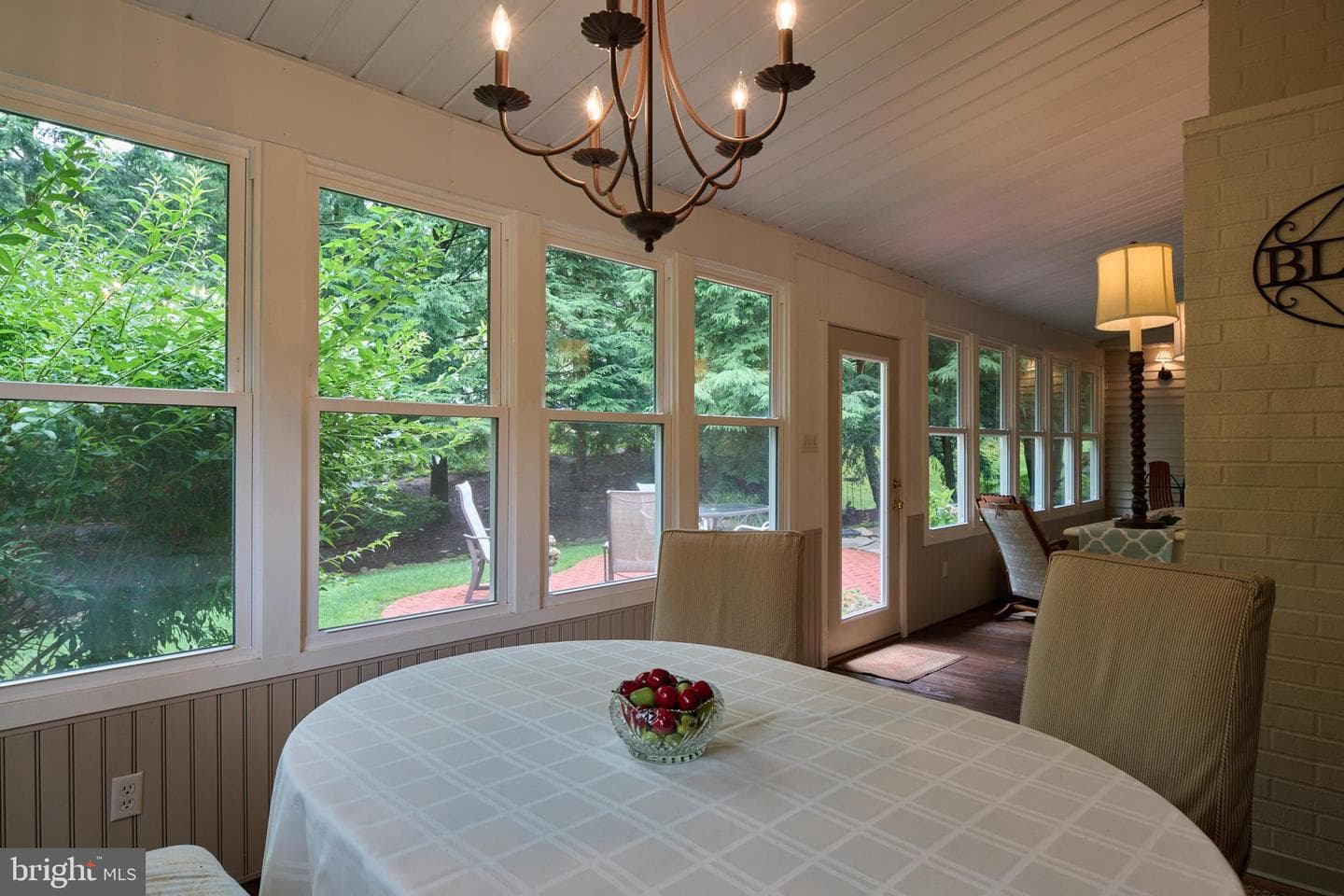 654 Stoneledge Road photo 48