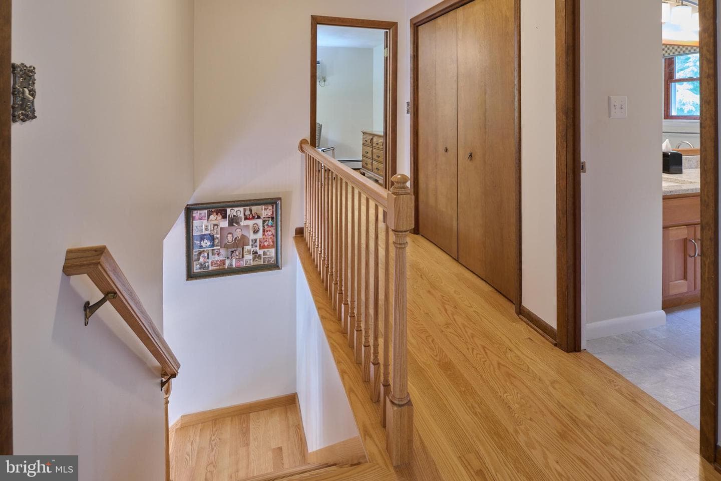 654 Stoneledge Road photo 55