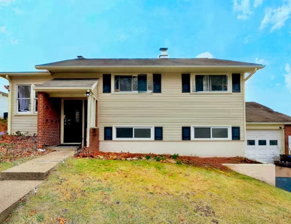 2042 Fairwood Lane photo 32