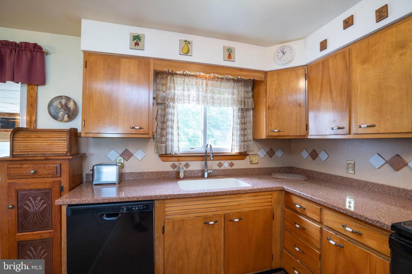4822 W Whitehall Road photo 23