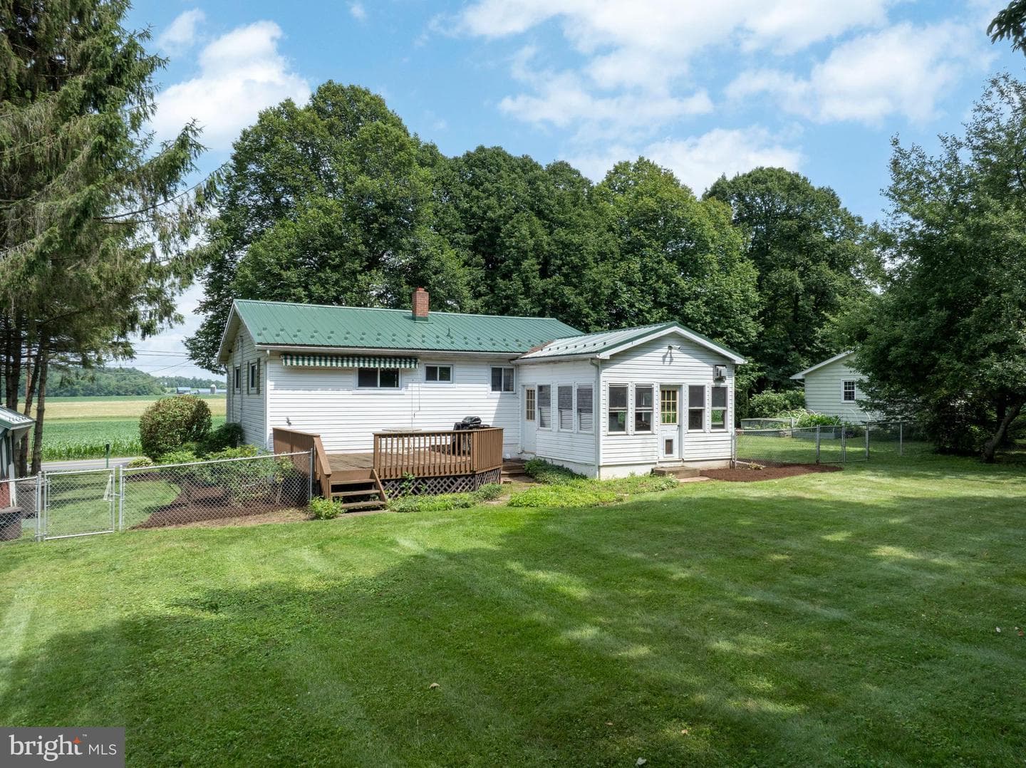 4822 W Whitehall Road photo 7