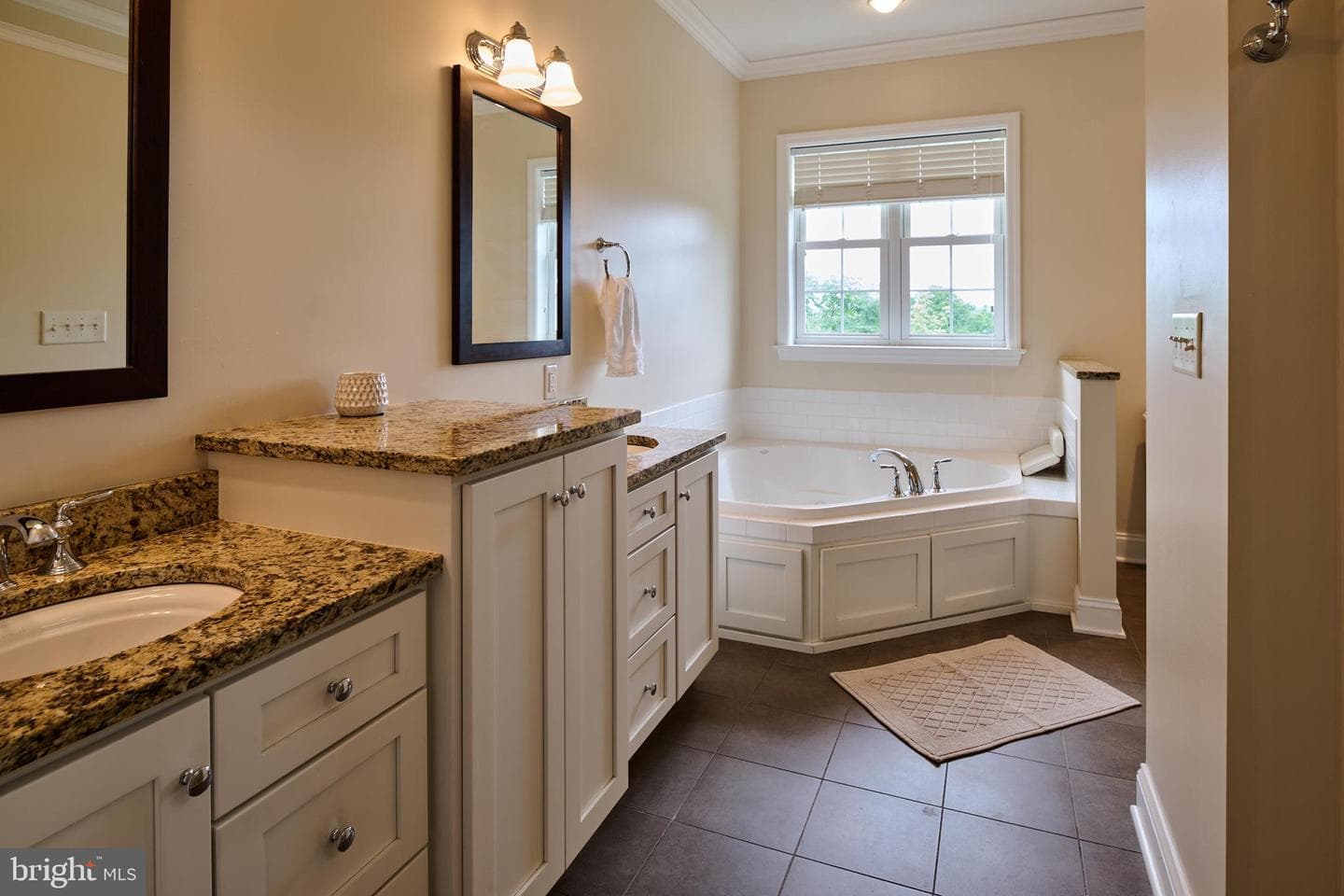 248 Ivy Hill Drive photo 32