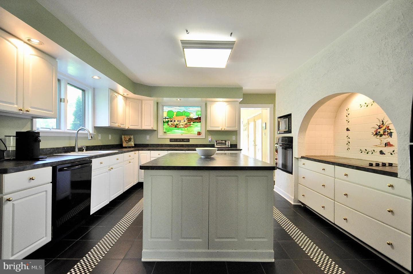 144 Main Road photo 20