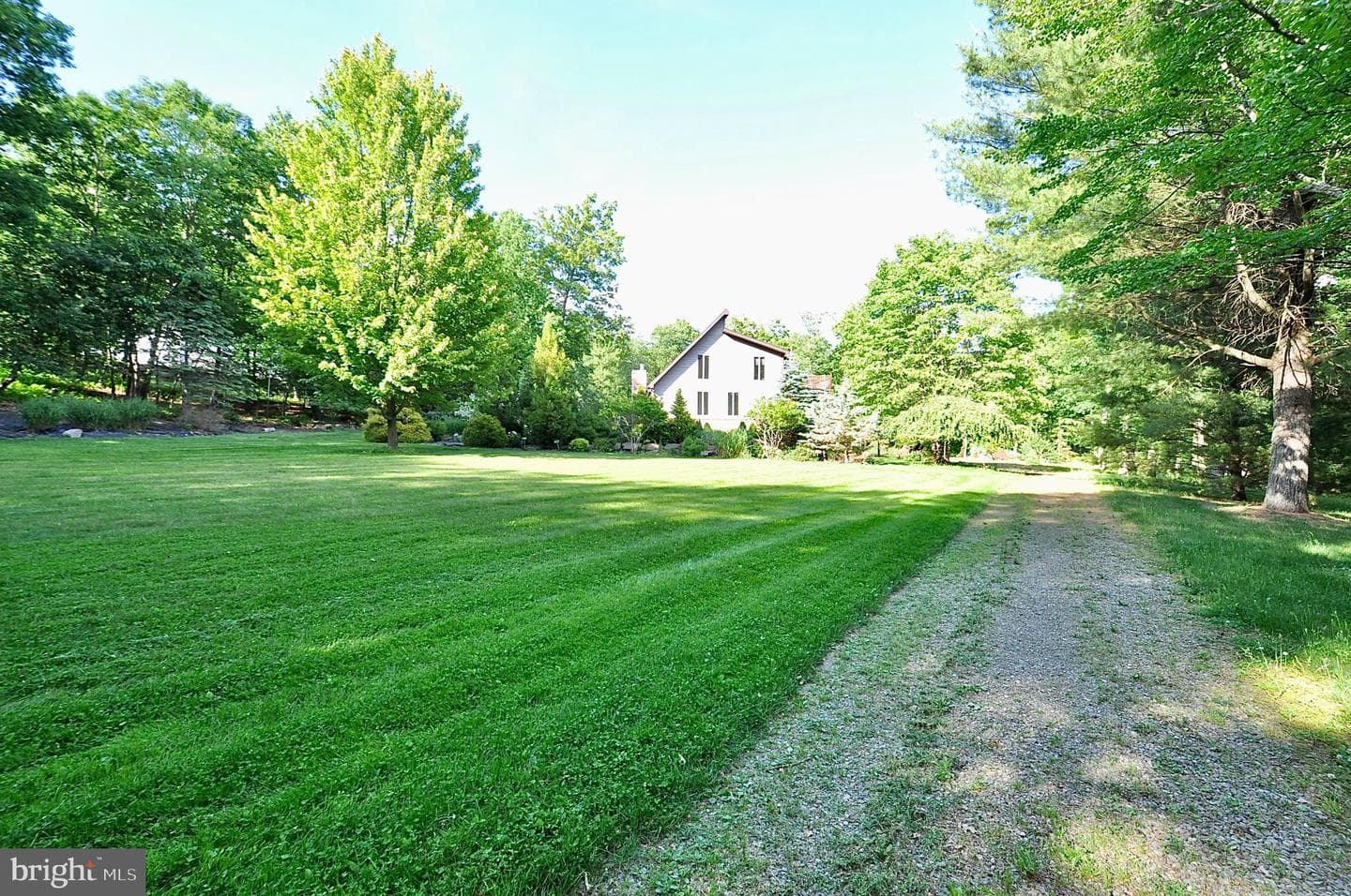 144 Main Road photo 3